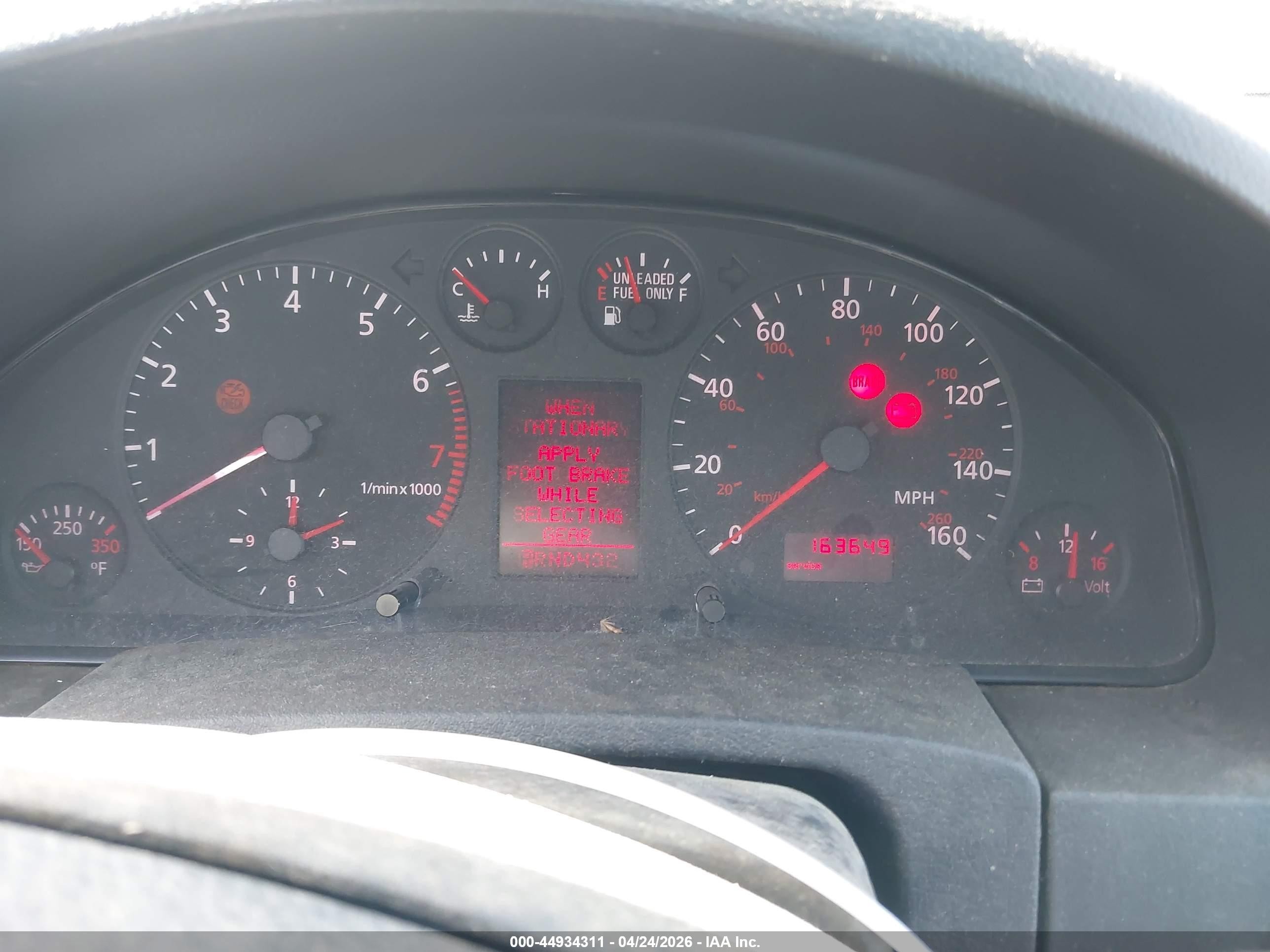 1999 Audi A6   Silver vin: WAUBA24B2XN062183