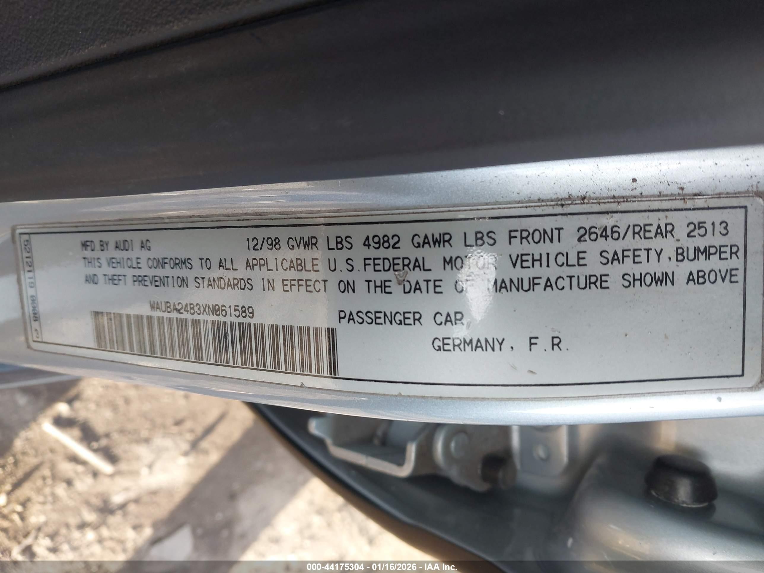 1999 Audi A6   Gray vin: WAUBA24B3XN061589