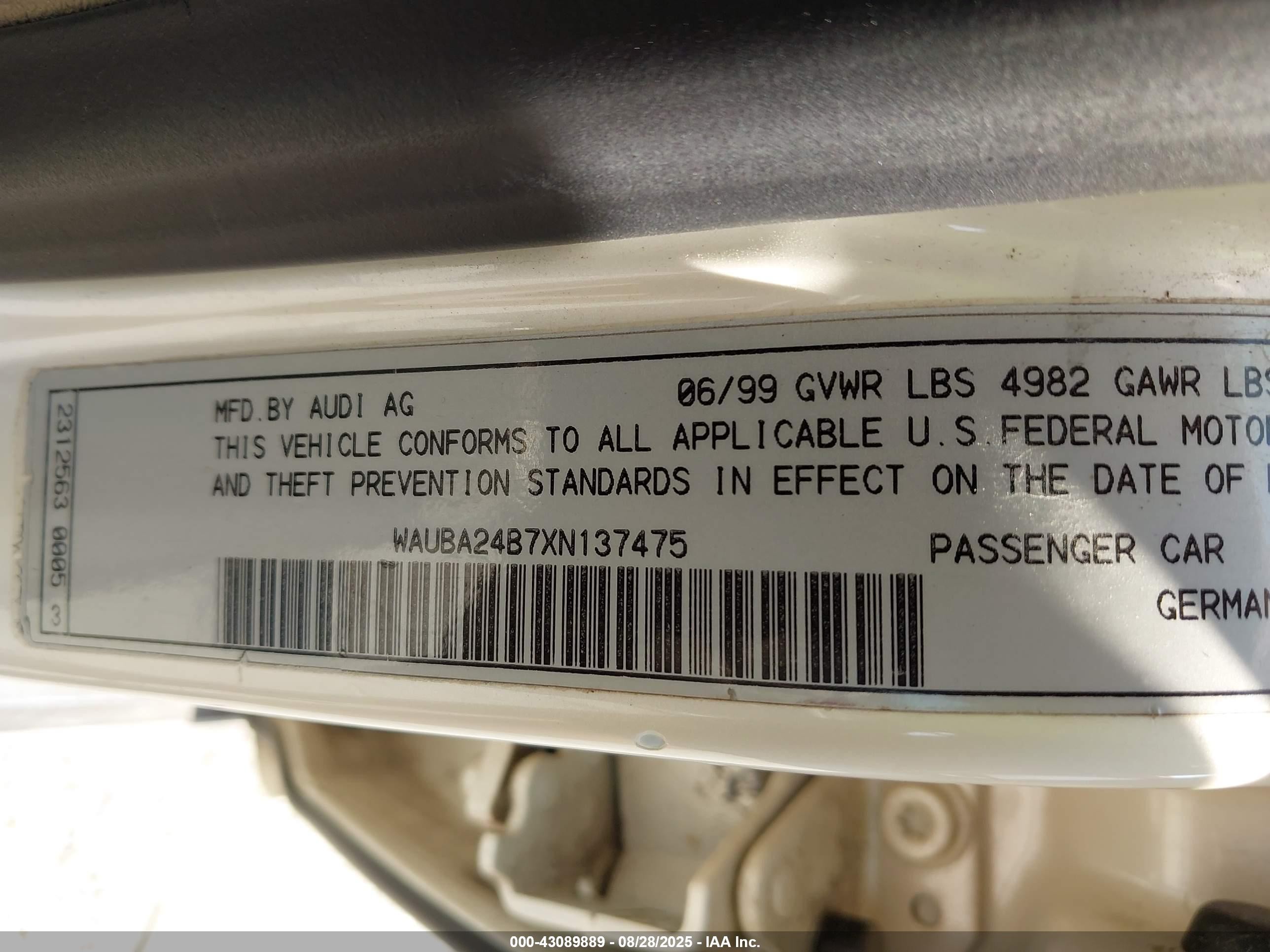 1999 Audi A6   White vin: WAUBA24B7XN137475