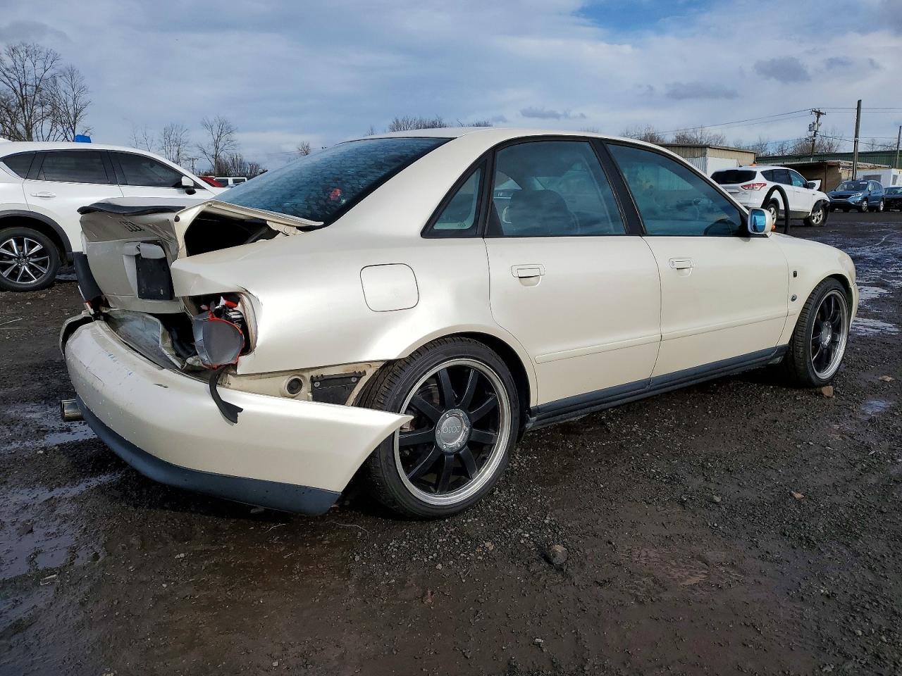 1997 Audi A4 1.8t White vin: WAUBB88D6VA175134
