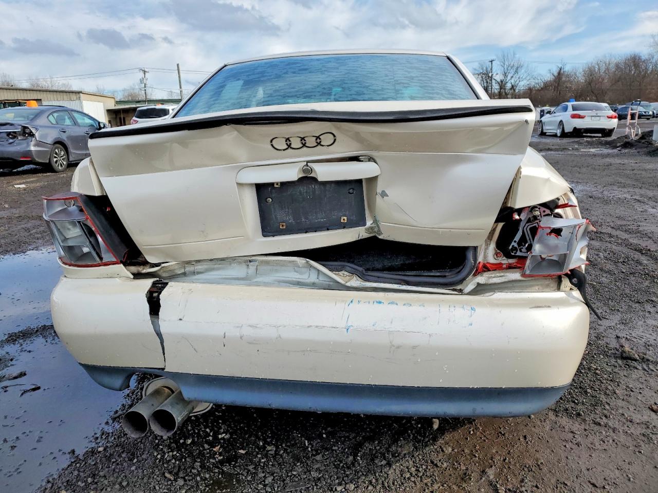 1997 Audi A4 1.8t White vin: WAUBB88D6VA175134