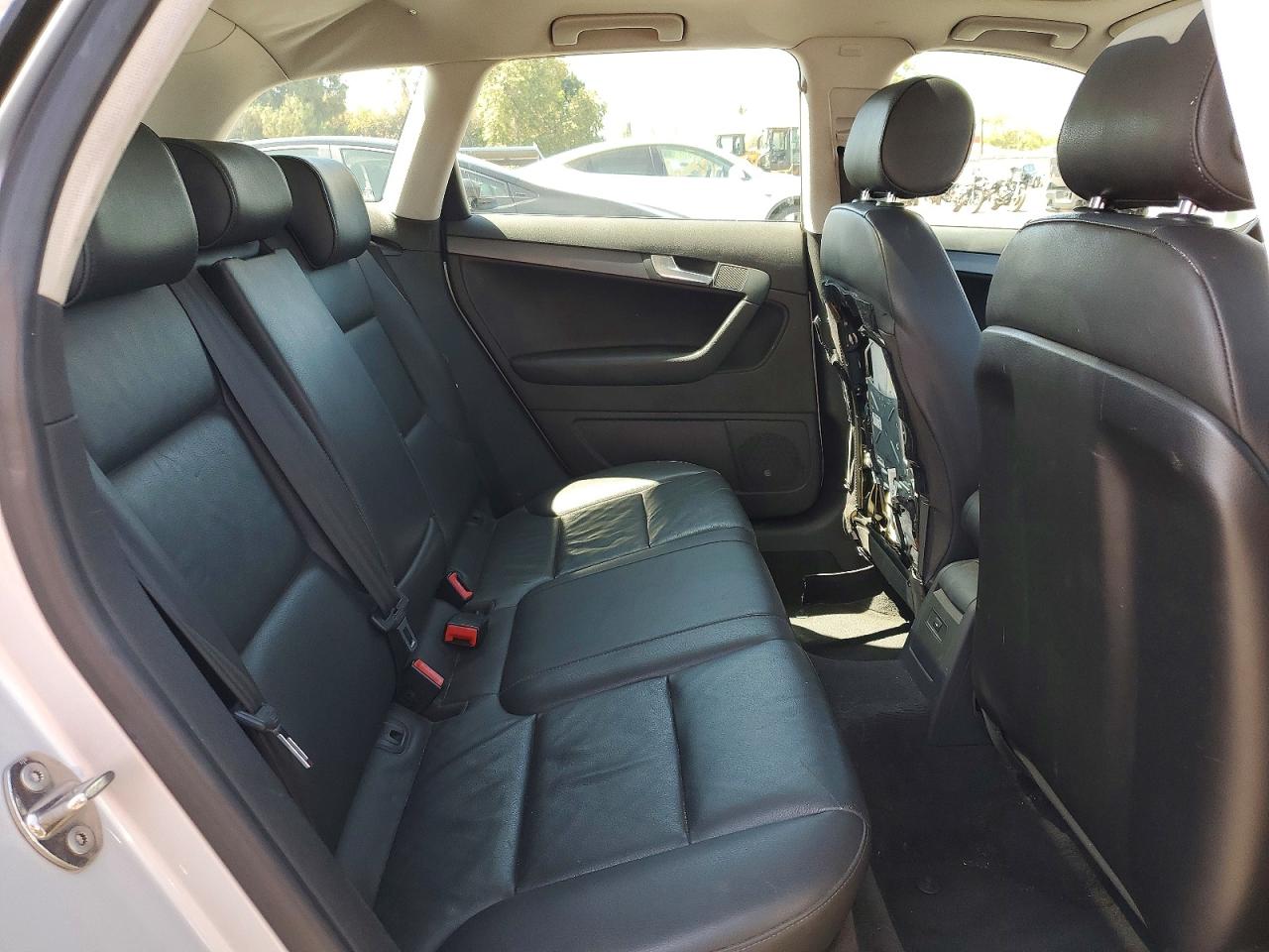 2011 Audi A3 Premium Silver vin: WAUBEAFM0BA106405