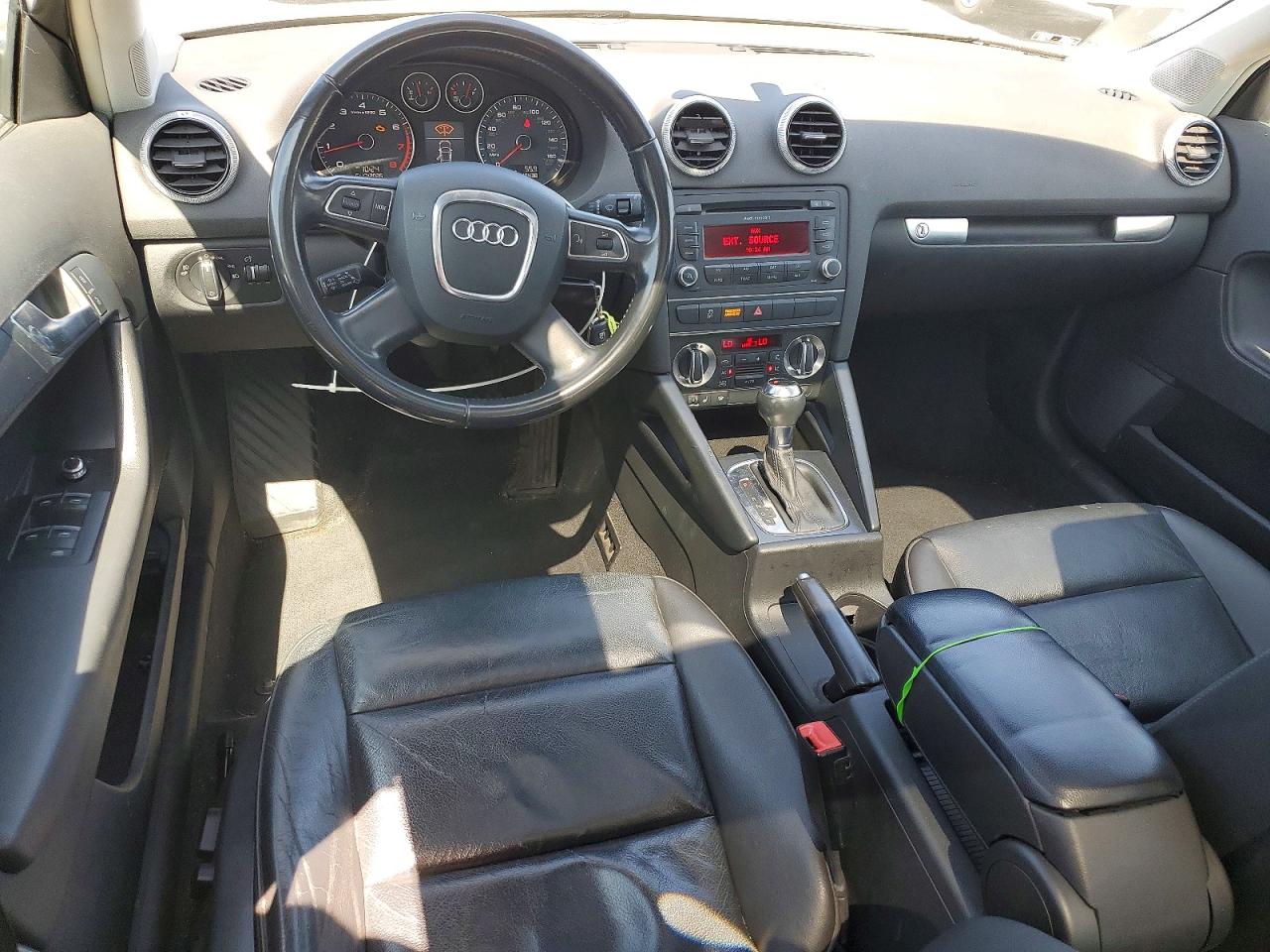 2011 Audi A3 Premium Silver vin: WAUBEAFM0BA106405