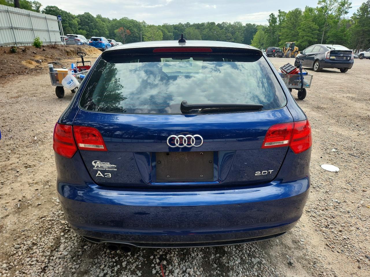 2012 Audi A3 Premium Синий vin: WAUBEAFM7CA104250