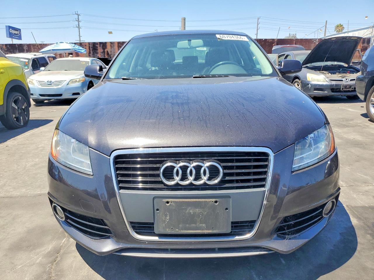 2012 Audi A3 Premium Угольный vin: WAUBEAFM9CA167088