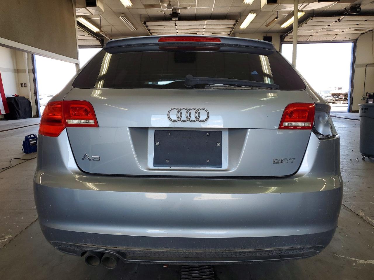 2010 Audi A3 Premium Gray vin: WAUBEBFM8AA106625