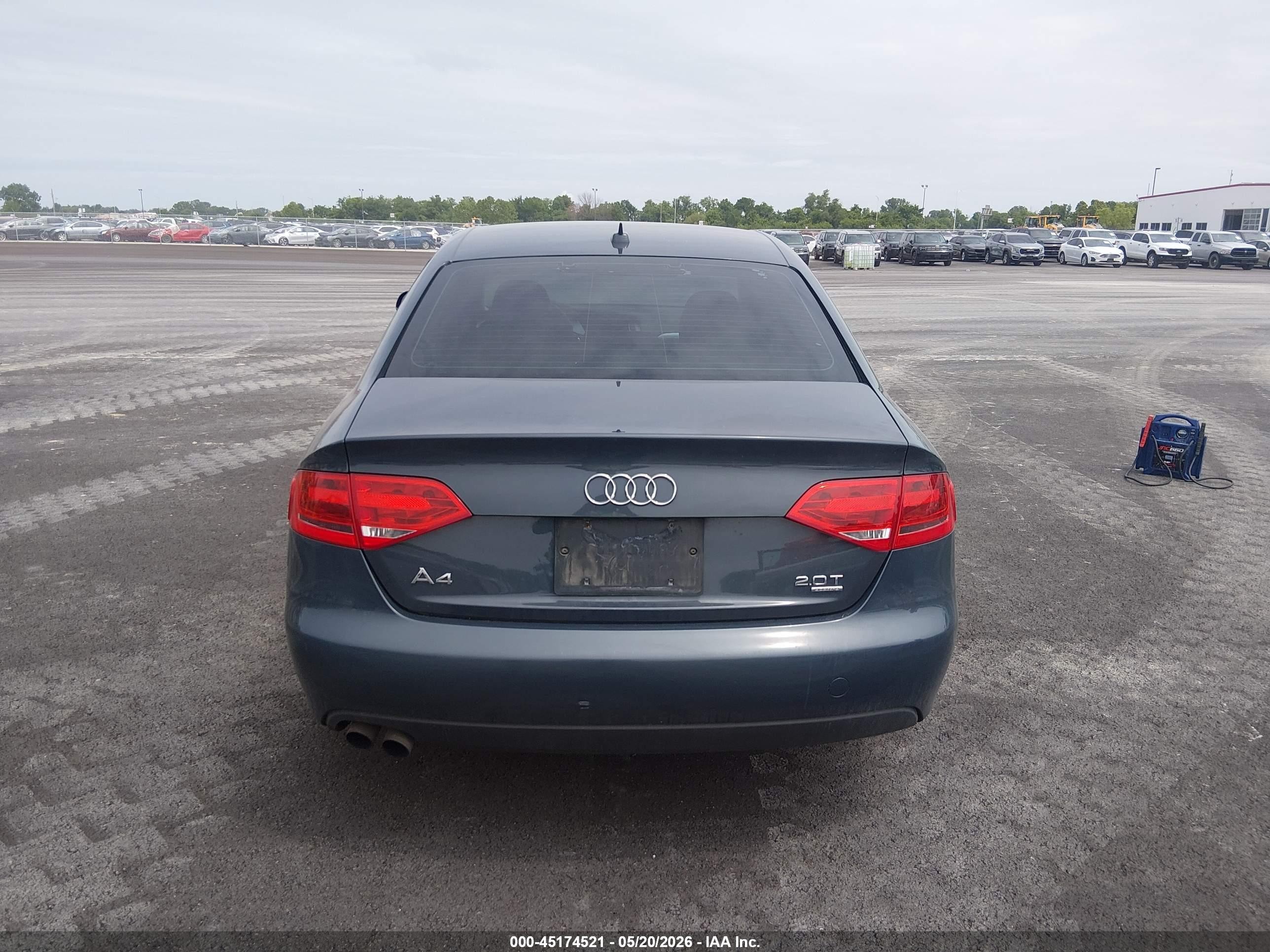 2010 Audi A4 2.0t Premium Gray vin: WAUBFAFL0AN030695