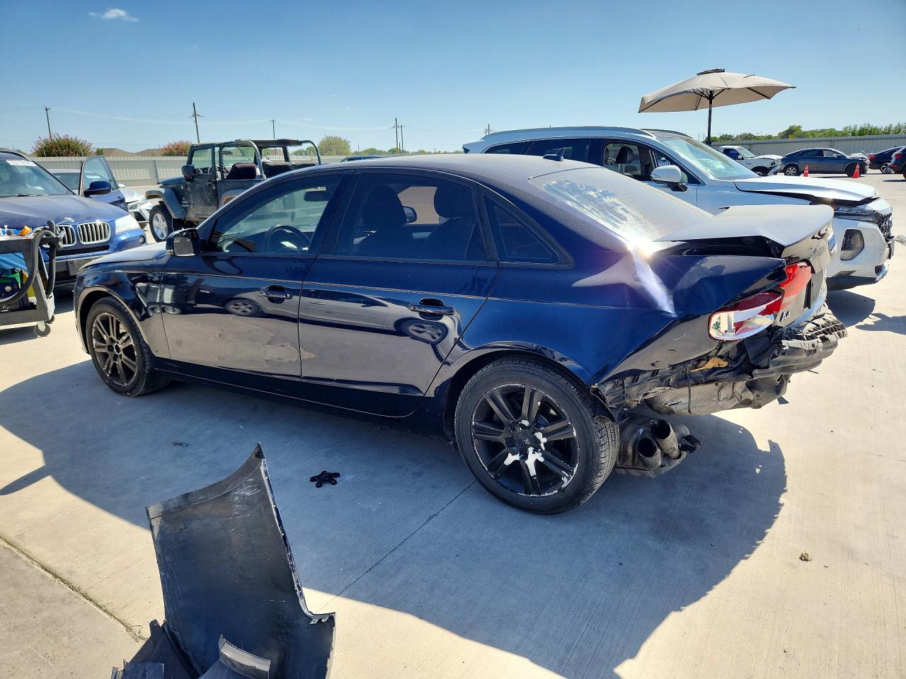 2010 Audi A4 Premium Blue vin: WAUBFAFL0AN038022