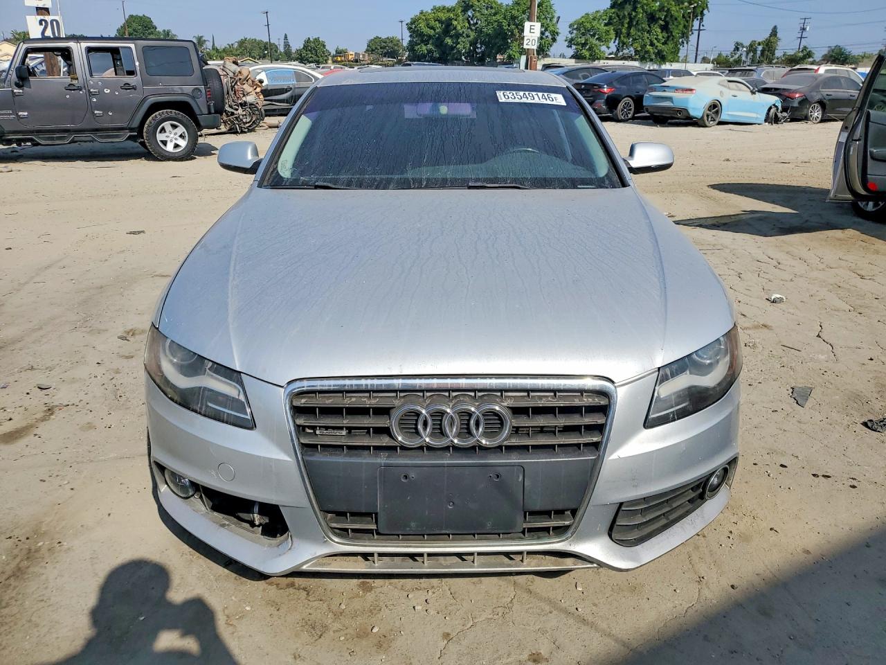 2012 Audi A4 Premium Серебряный vin: WAUBFAFL0CN006724
