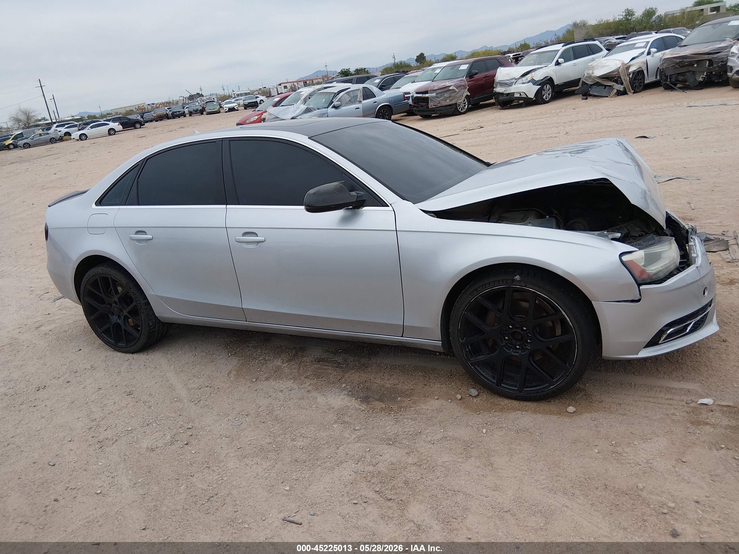 2013 Audi A4 2.0t Premium Silver vin: WAUBFAFL0DA161170