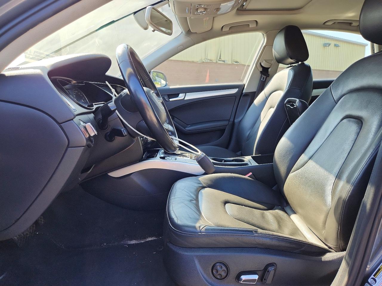2013 Audi A4 Premium Silver vin: WAUBFAFL0DN041362