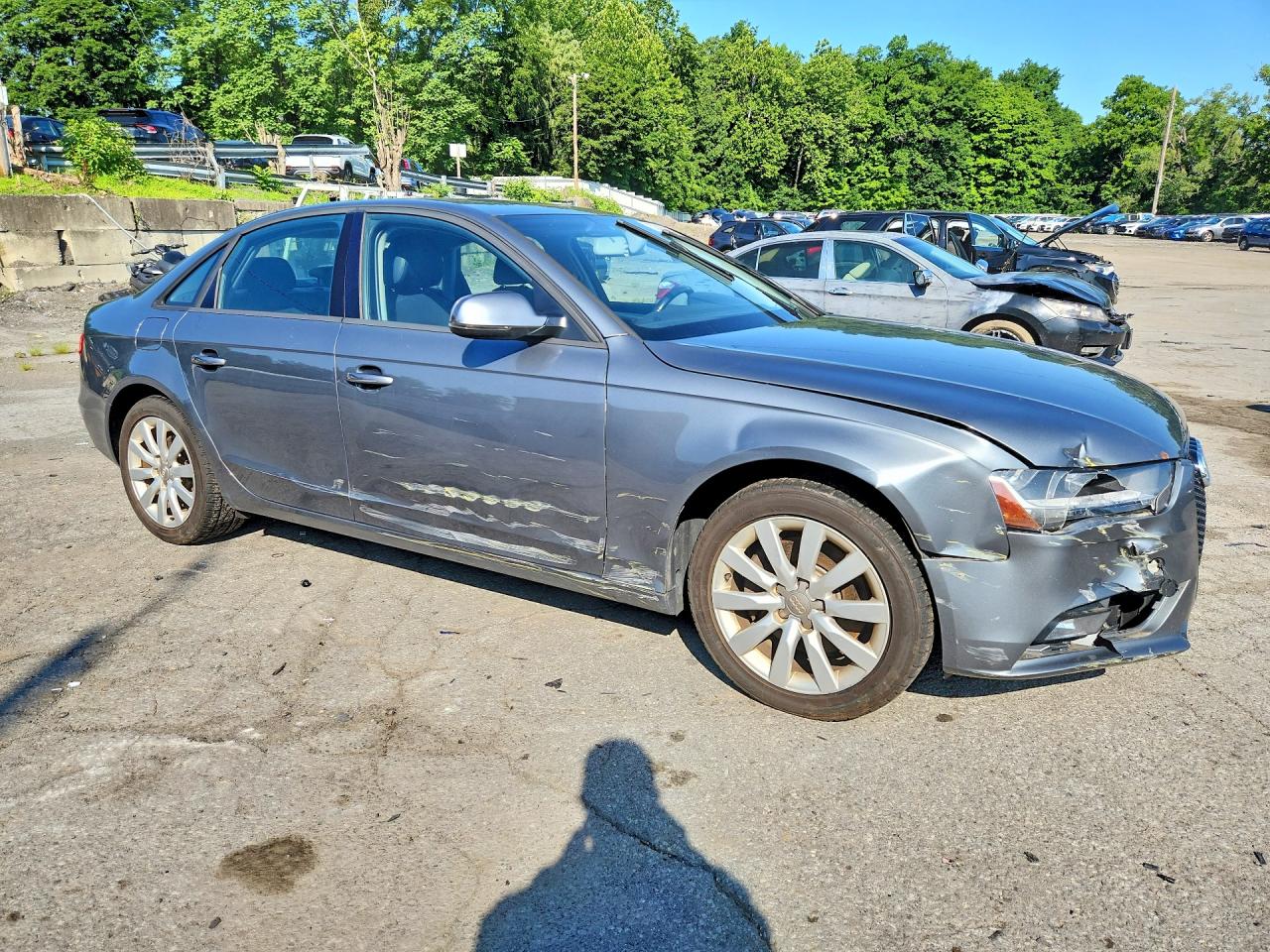2013 Audi A4 Premium Silver vin: WAUBFAFL0DN041362