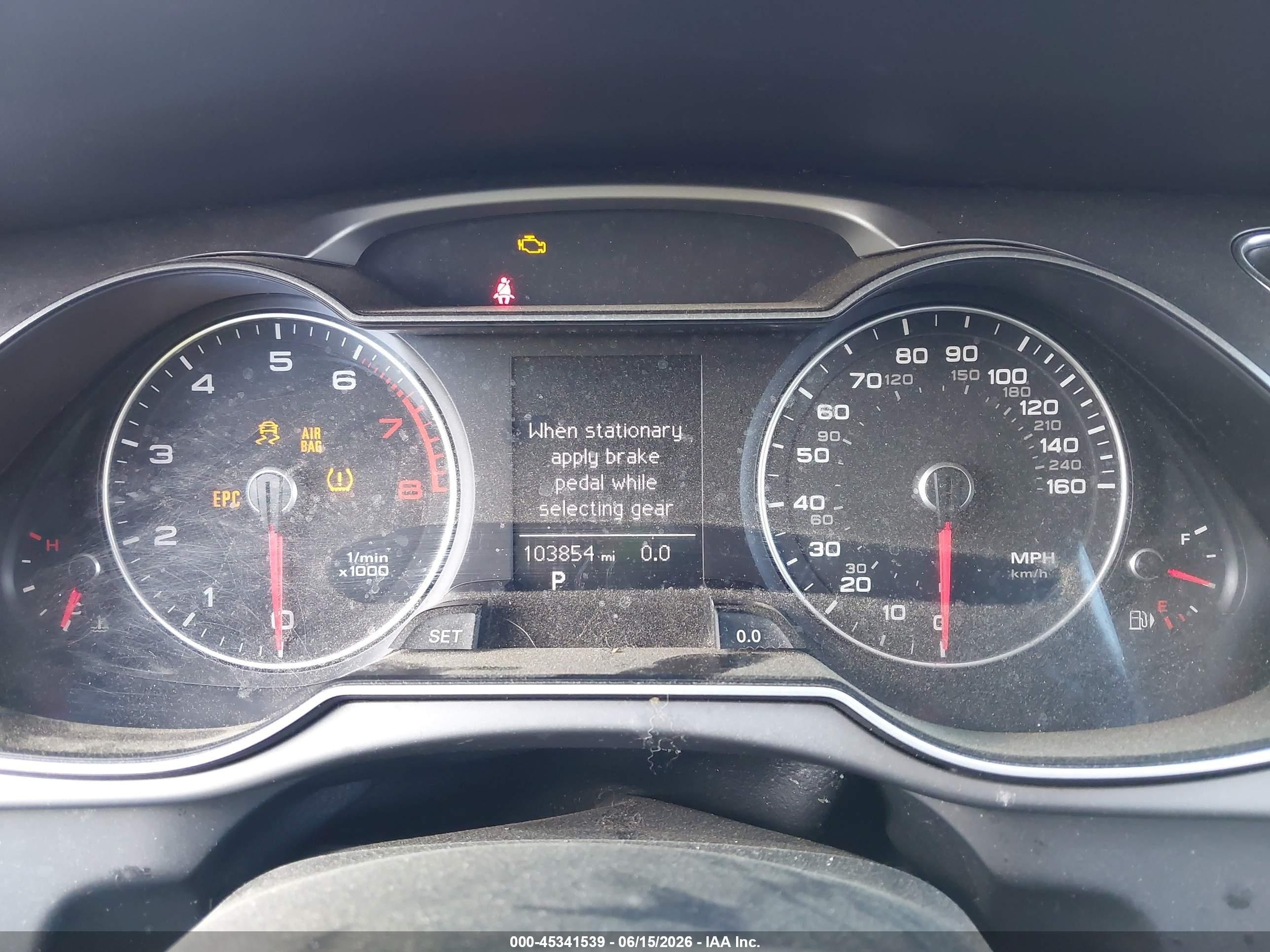 2014 Audi A4 2.0t Premium White vin: WAUBFAFL0EA050779