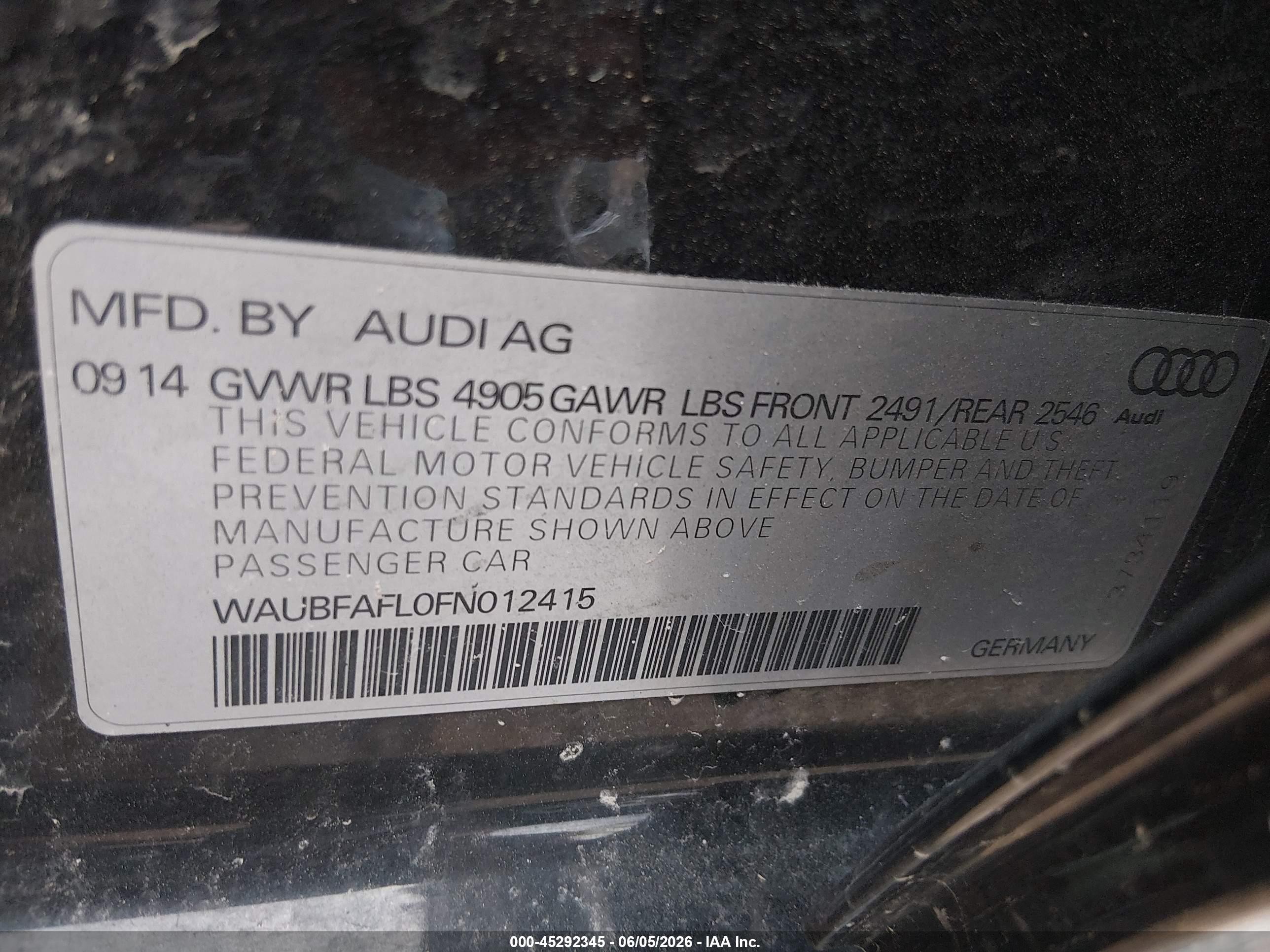 2015 Audi A4 2.0t Premium Черный vin: WAUBFAFL0FN012415
