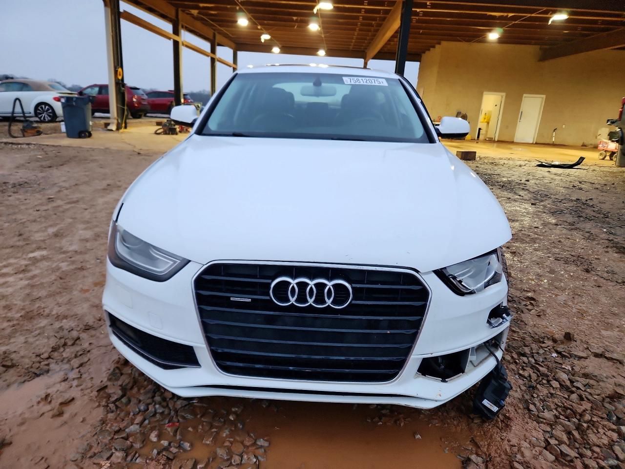2015 Audi A4 Premium White vin: WAUBFAFL0FN043146