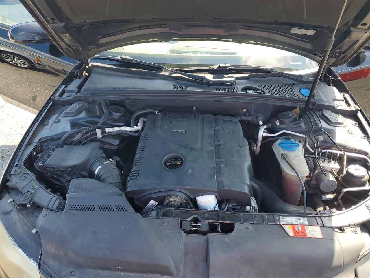 2010 Audi A4 Premium Черный vin: WAUBFAFL1AN005188