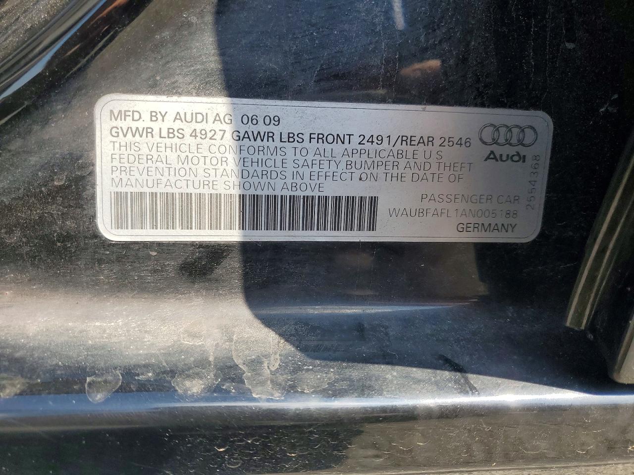 2010 Audi A4 Premium Черный vin: WAUBFAFL1AN005188