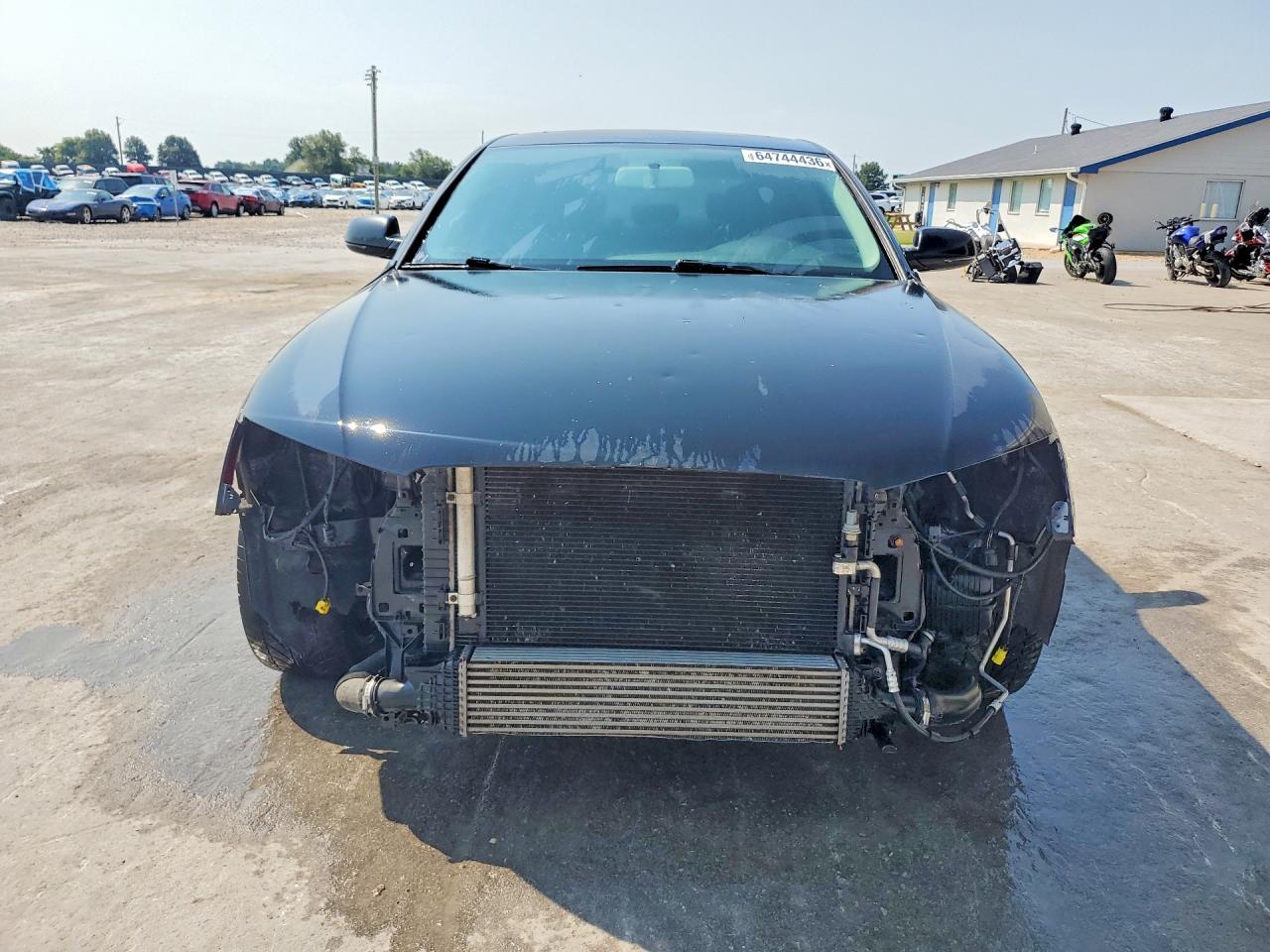 2010 Audi A4 Premium Black vin: WAUBFAFL1AN006597