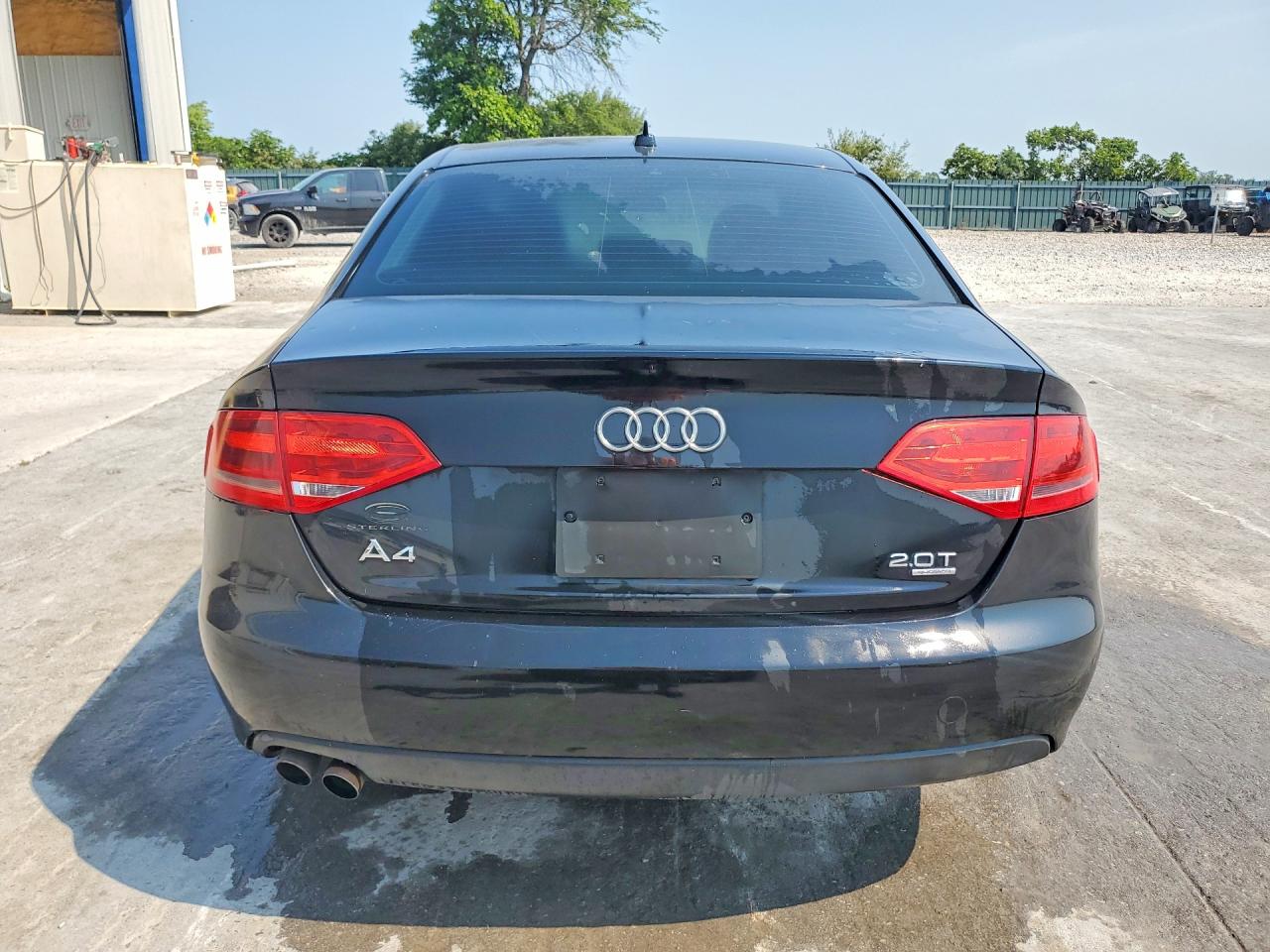 2010 Audi A4 Premium Black vin: WAUBFAFL1AN006597