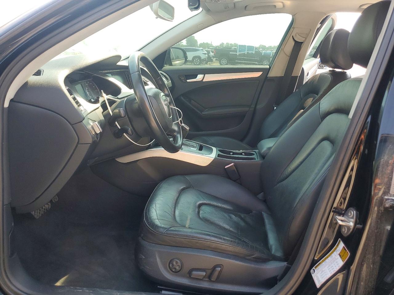 2010 Audi A4 Premium Black vin: WAUBFAFL1AN006597