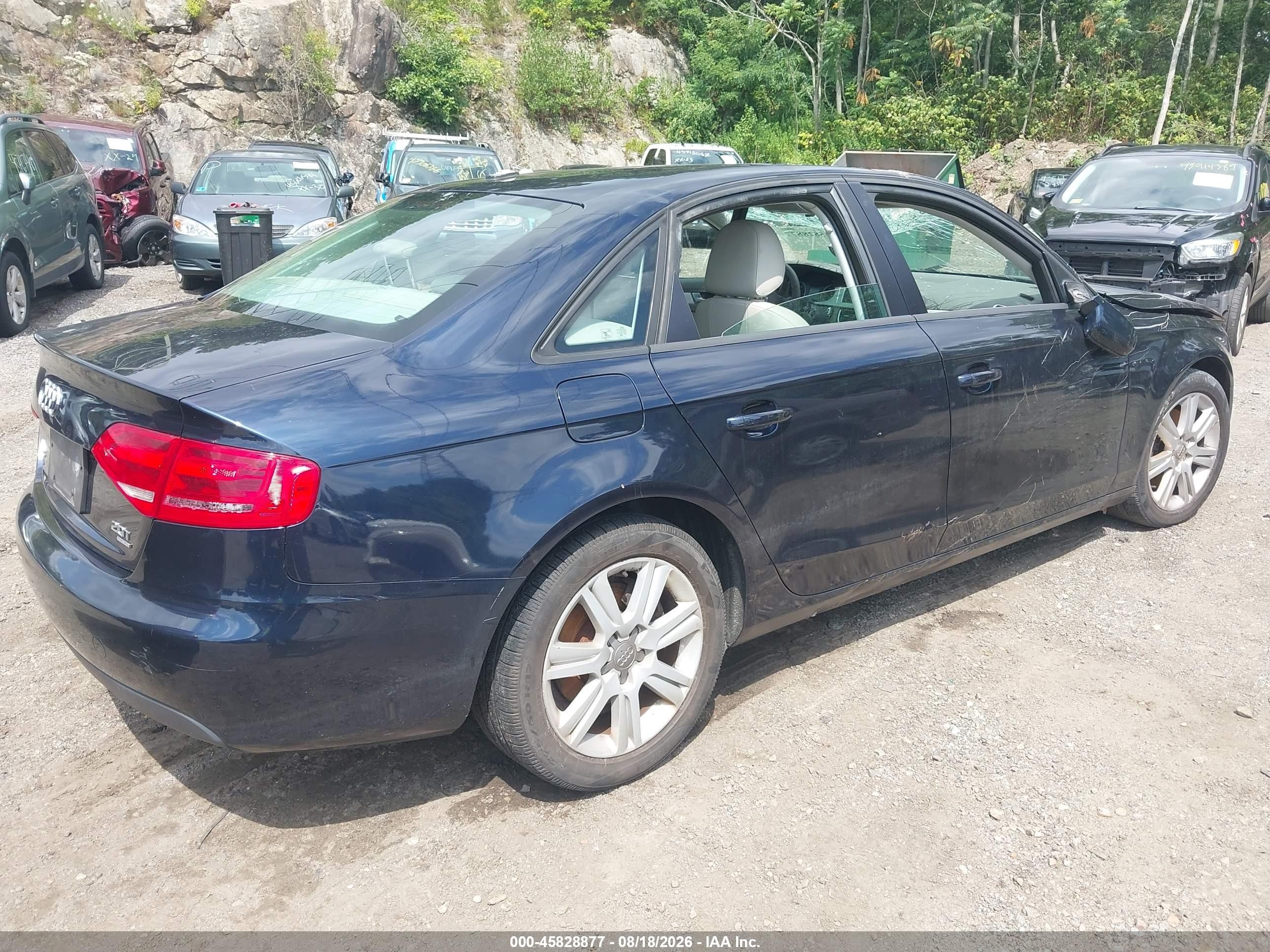 2010 Audi A4 2.0t Premium Синий vin: WAUBFAFL1AN057730