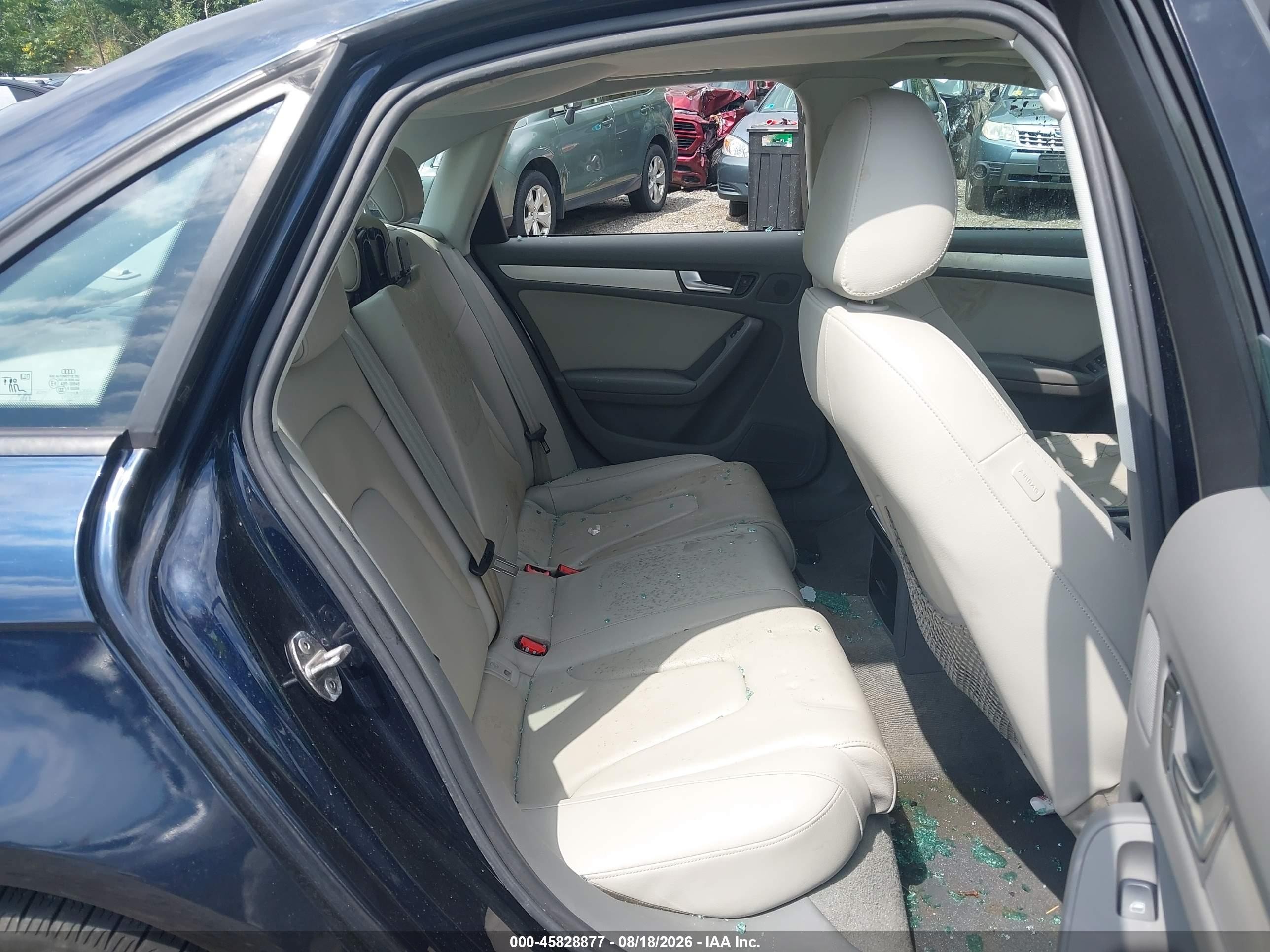 2010 Audi A4 2.0t Premium Синий vin: WAUBFAFL1AN057730