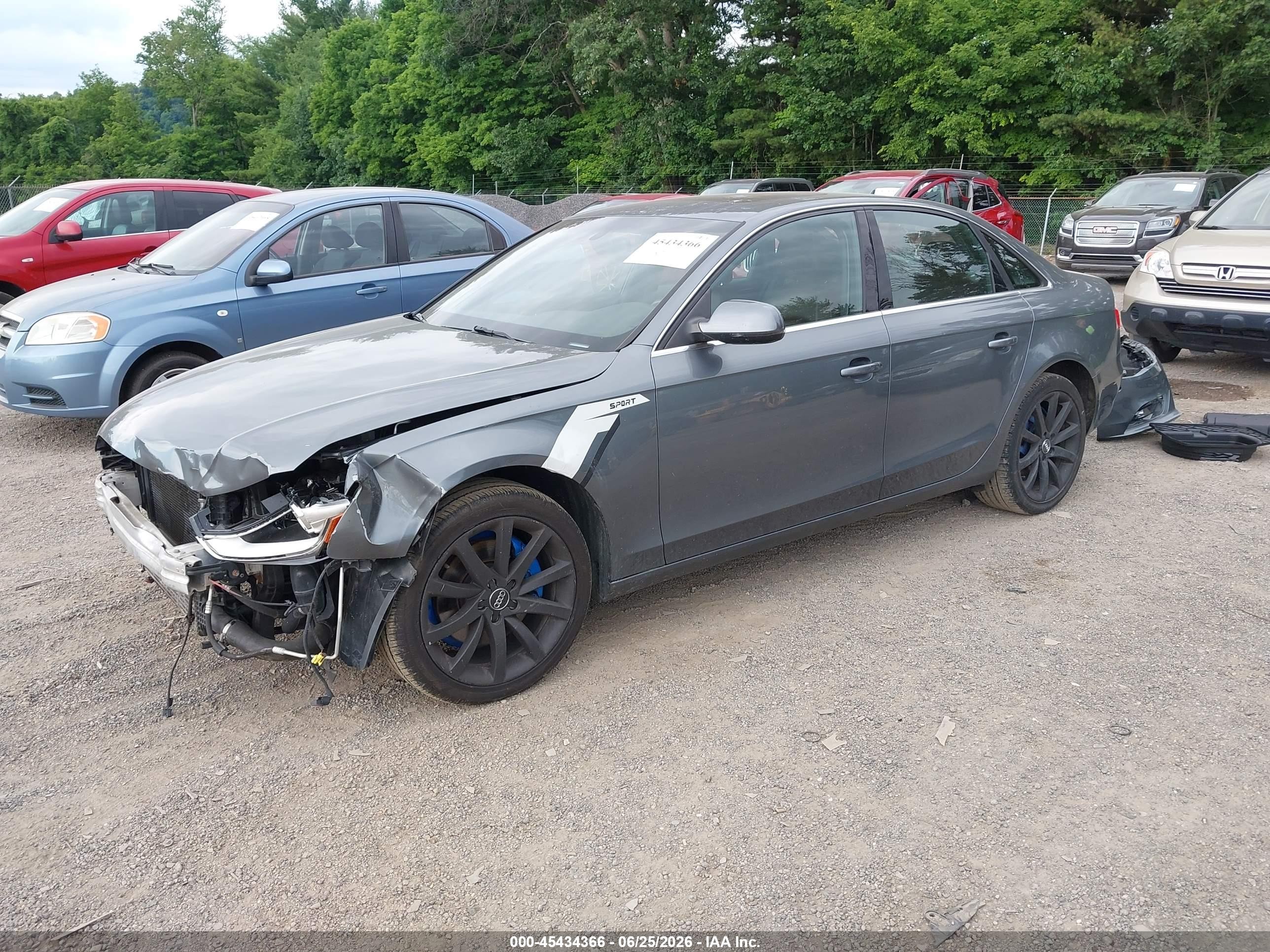 2013 Audi A4 2.0t Premium Gray vin: WAUBFAFL1DN034016