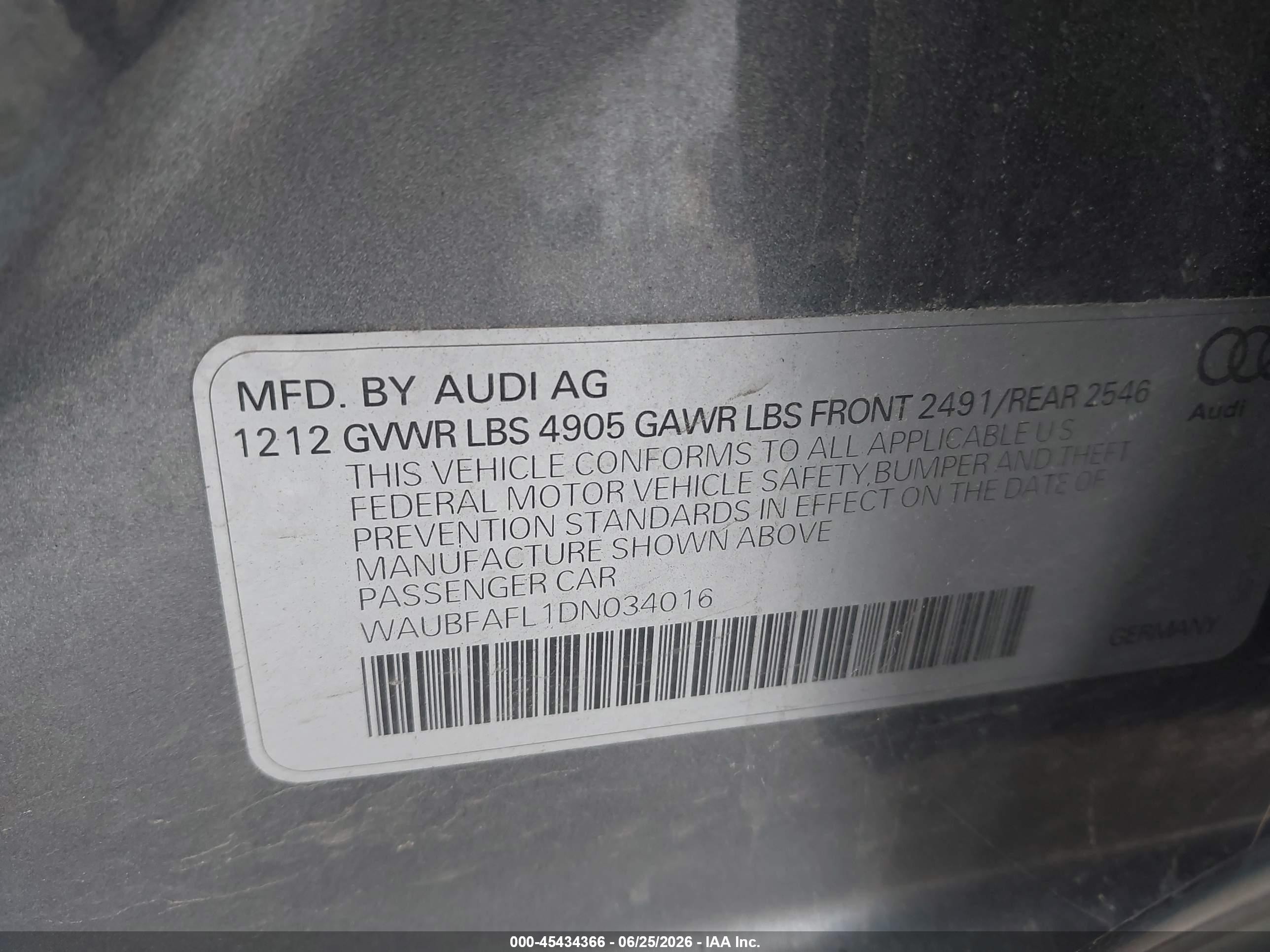 2013 Audi A4 2.0t Premium Gray vin: WAUBFAFL1DN034016