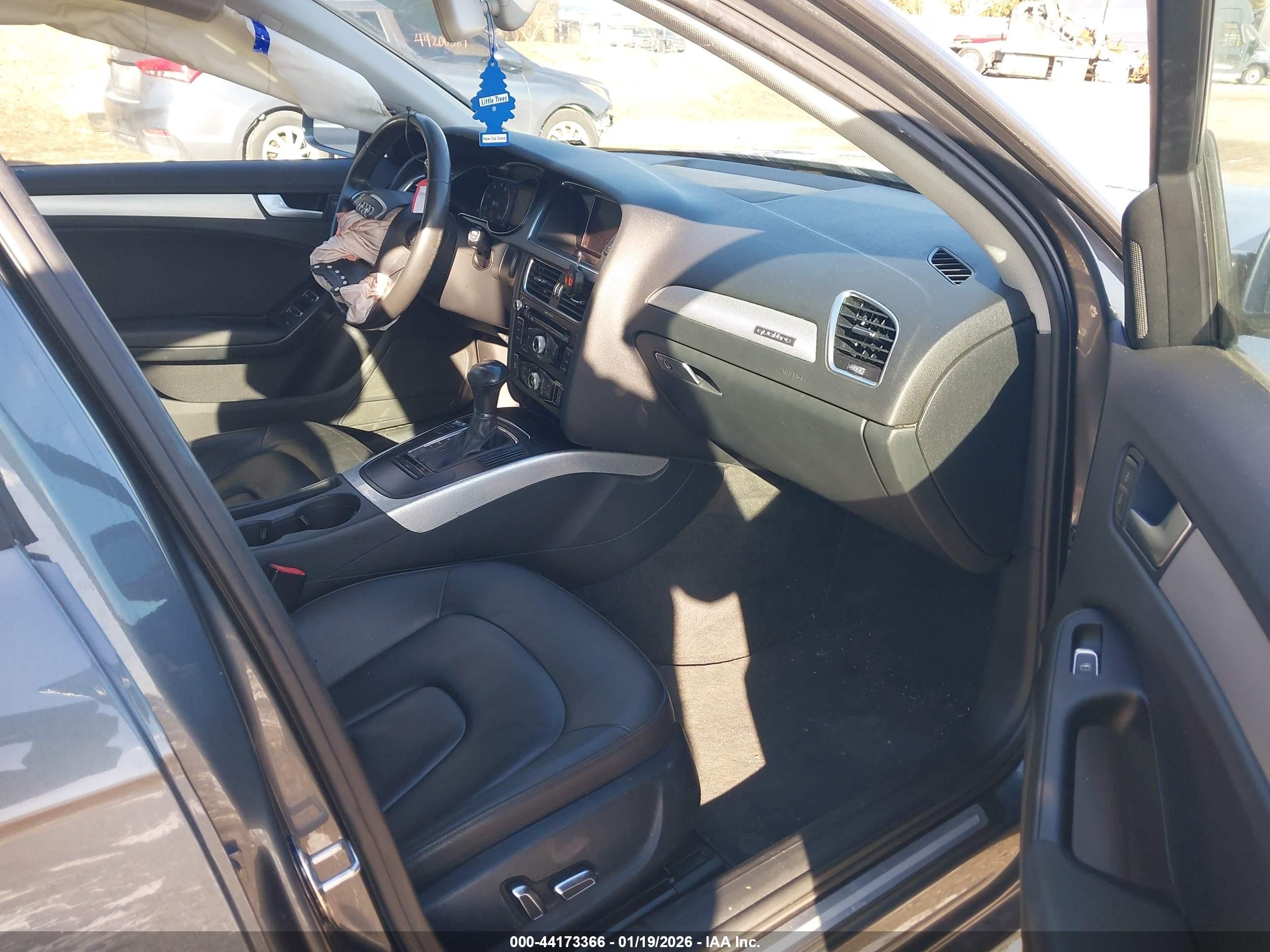 2014 Audi A4 2.0t Premium Gray vin: WAUBFAFL1EN001115