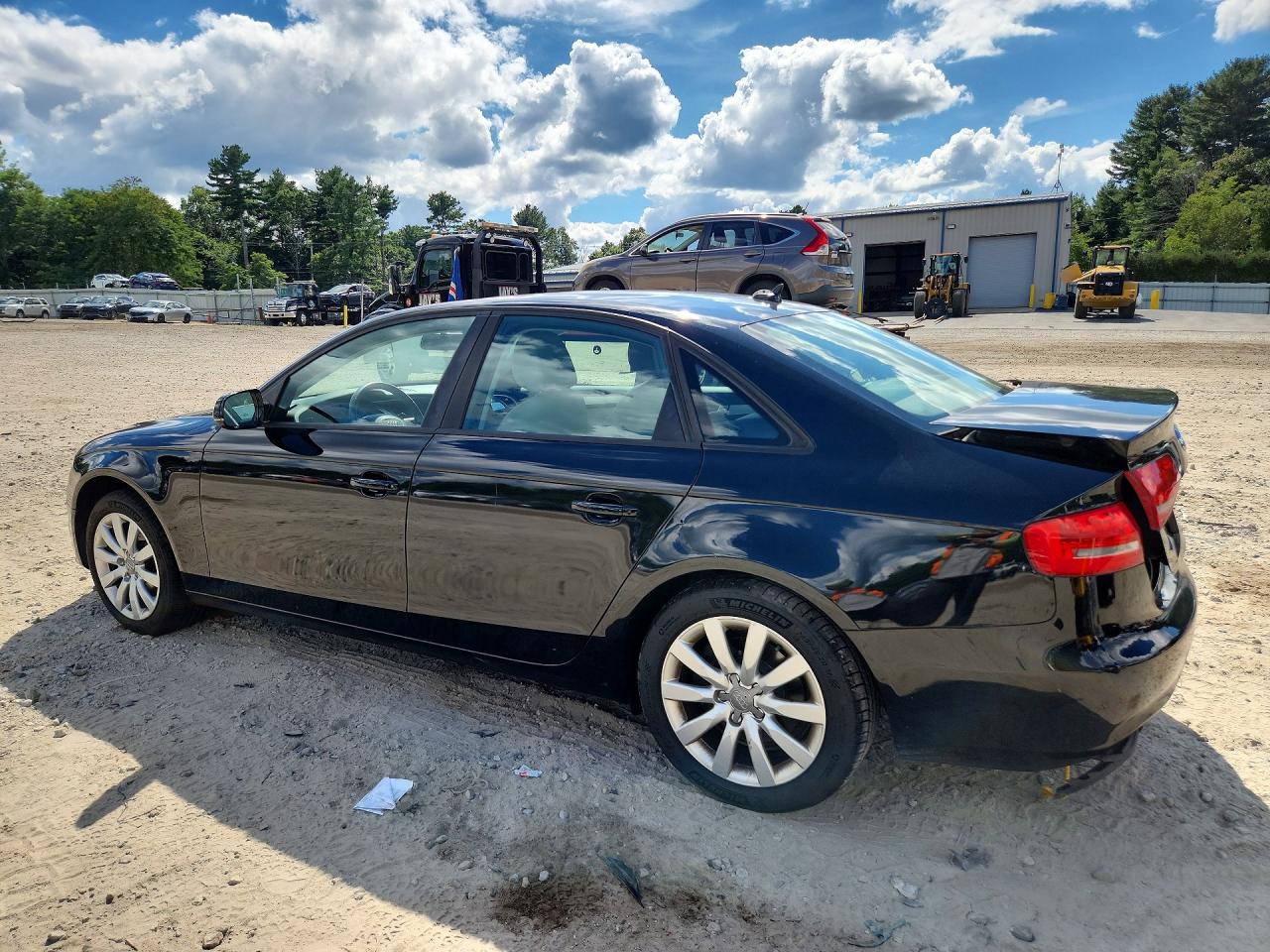 2014 Audi A4 Premium Черный vin: WAUBFAFL1EN003043