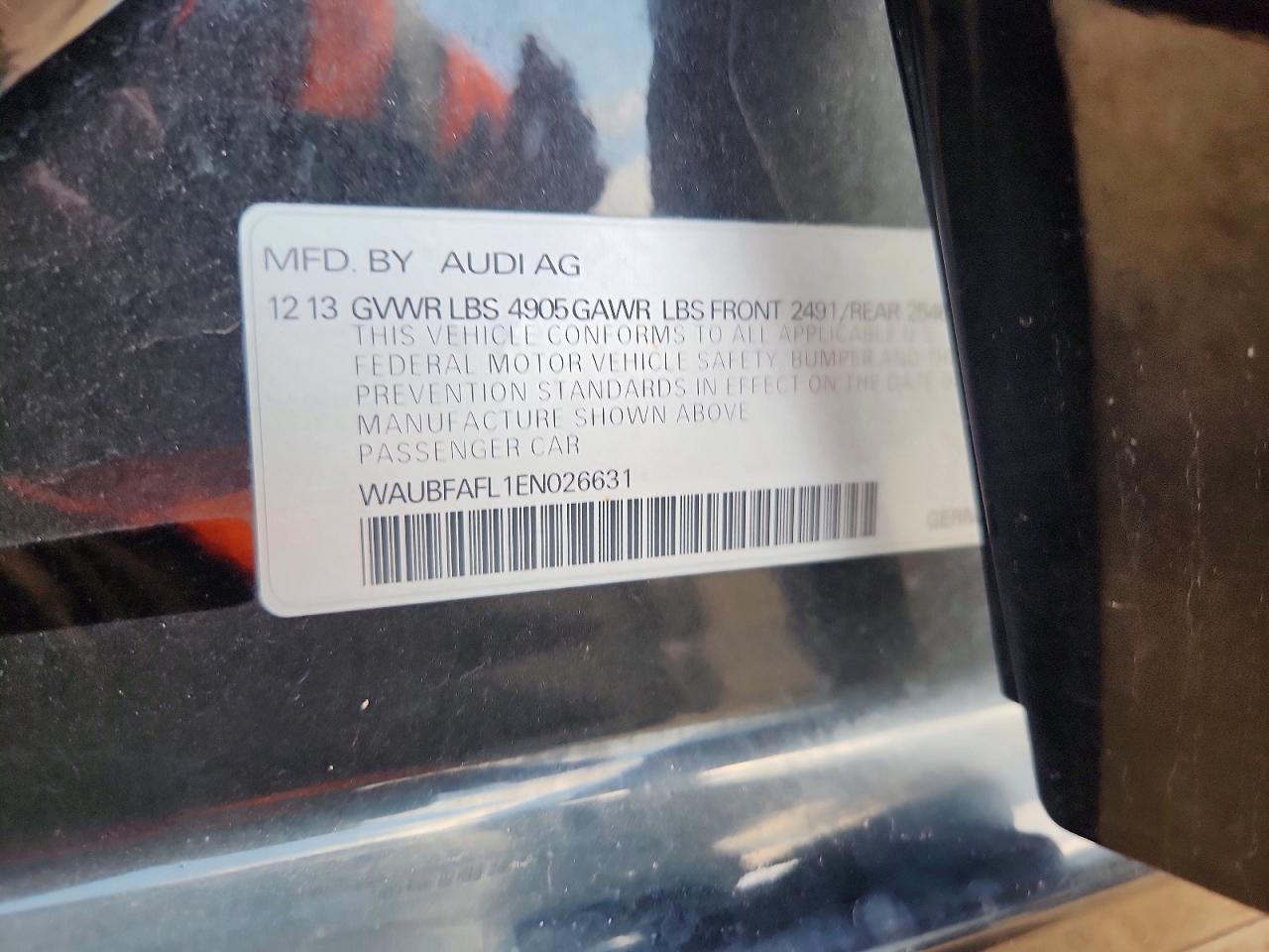2014 Audi A4 Premium Черный vin: WAUBFAFL1EN026631