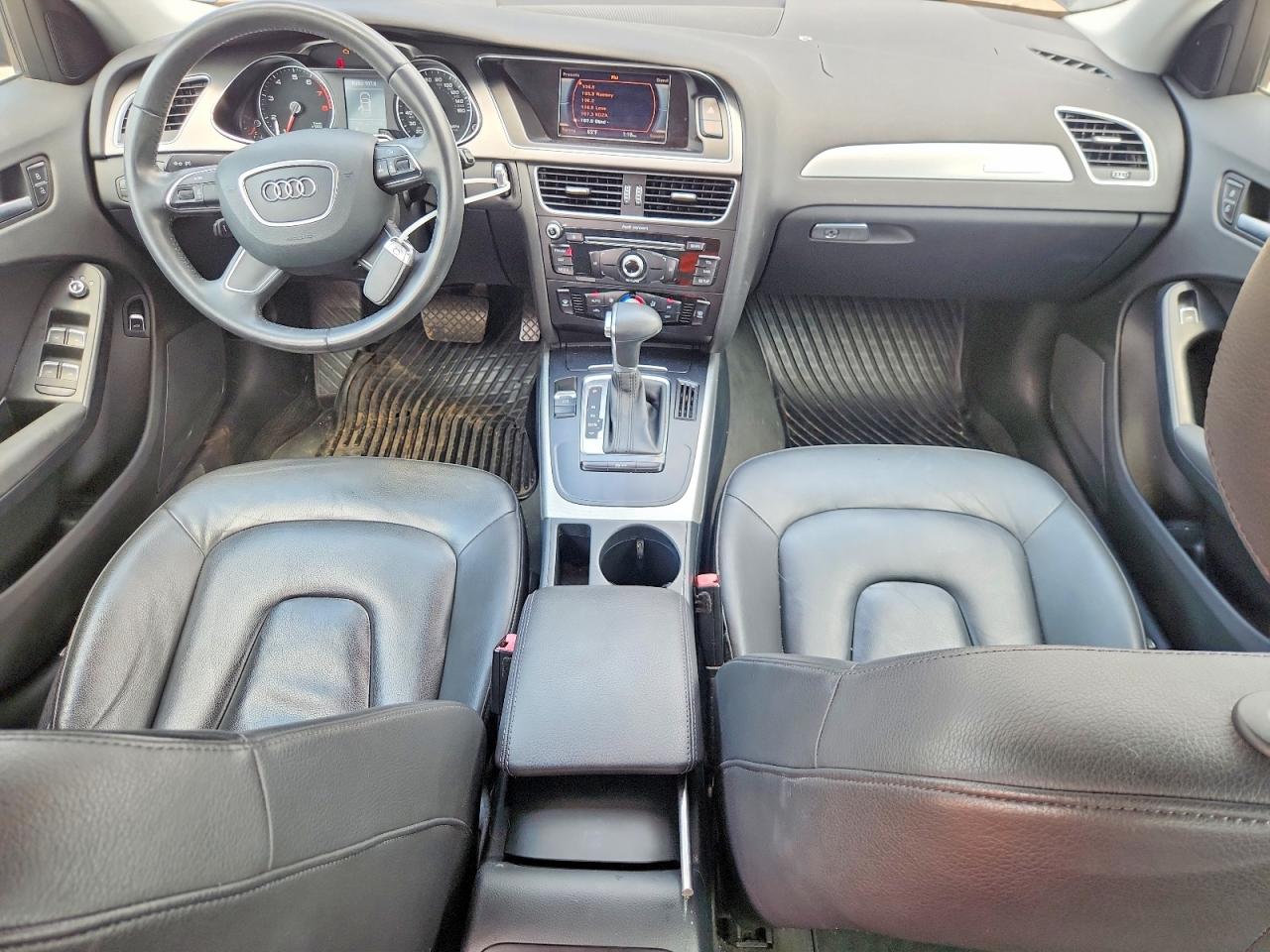 2014 Audi A4 Premium Черный vin: WAUBFAFL1EN026631