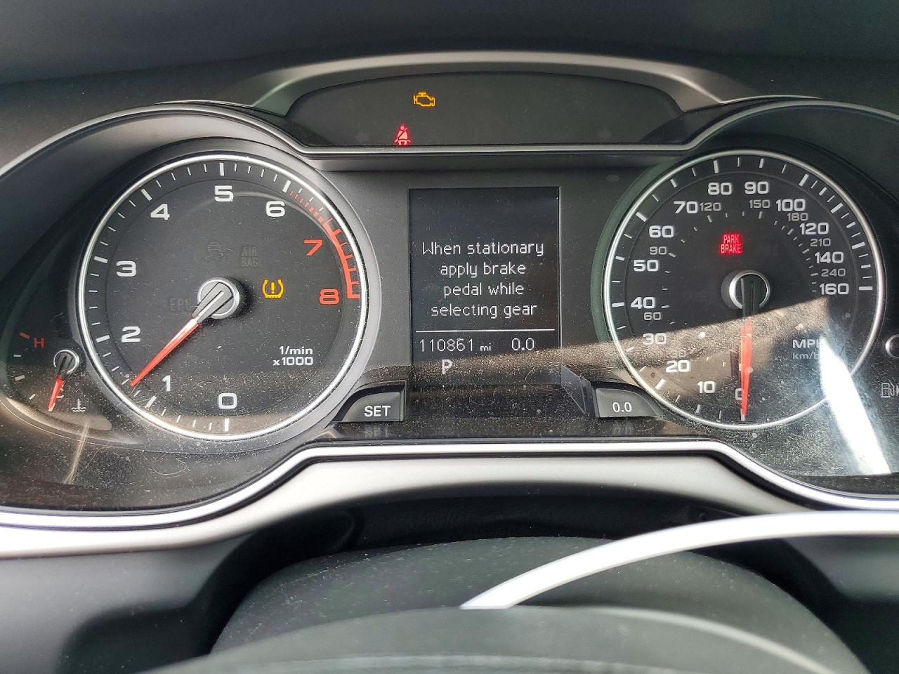 2014 Audi A4 Premium Gray vin: WAUBFAFL1EN035622