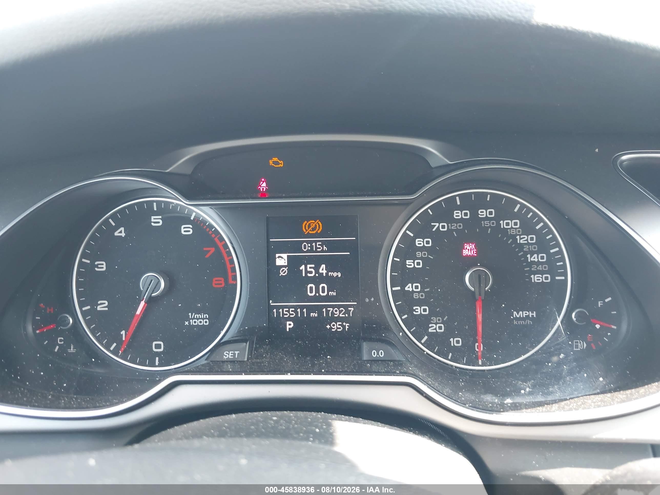 2015 Audi A4 2.0t Premium Серый vin: WAUBFAFL1FN005859