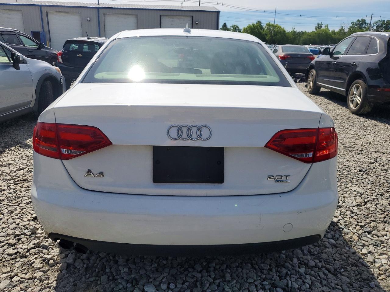 2010 Audi A4 Premium White vin: WAUBFAFL2AN052083
