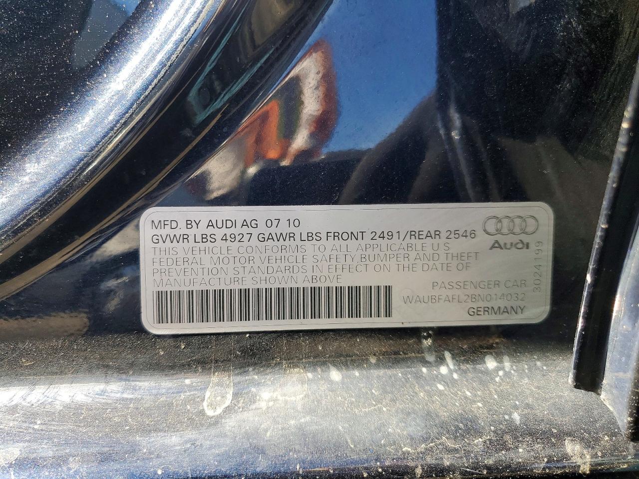 2011 Audi A4 Premium Синий vin: WAUBFAFL2BN014032