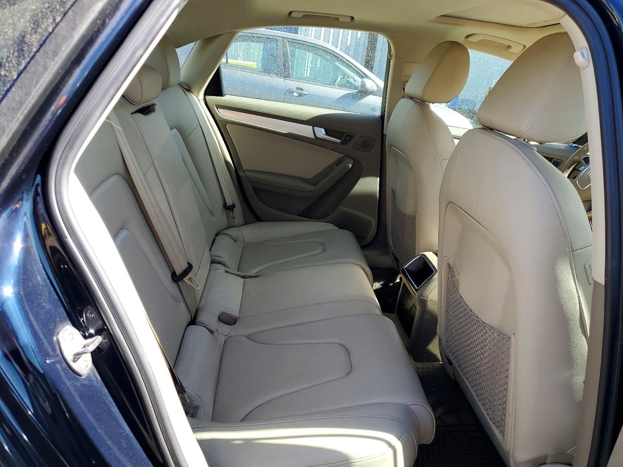 2011 Audi A4 Premium Синий vin: WAUBFAFL2BN014032