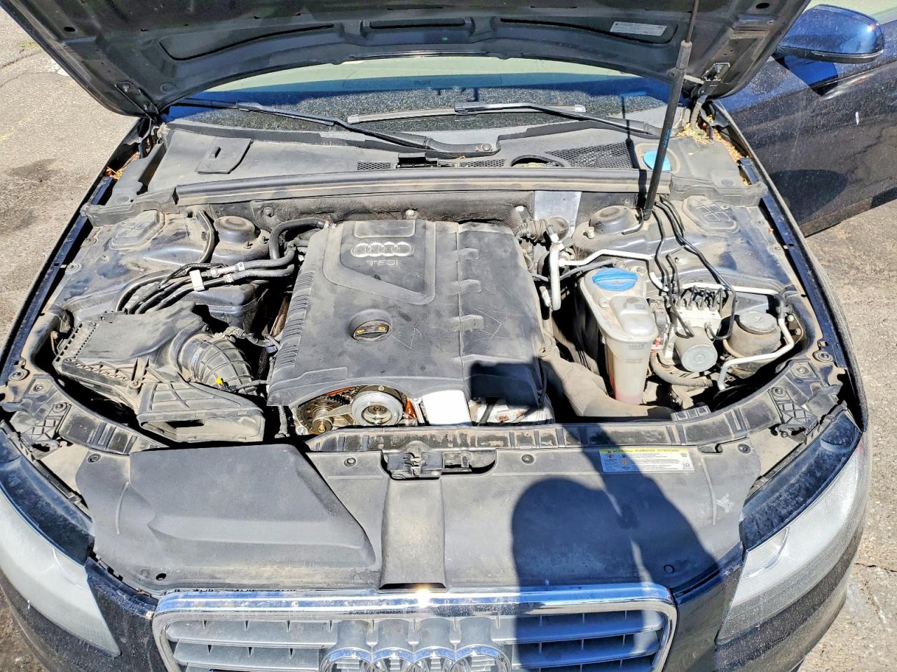 2011 Audi A4 Premium Синий vin: WAUBFAFL2BN014032