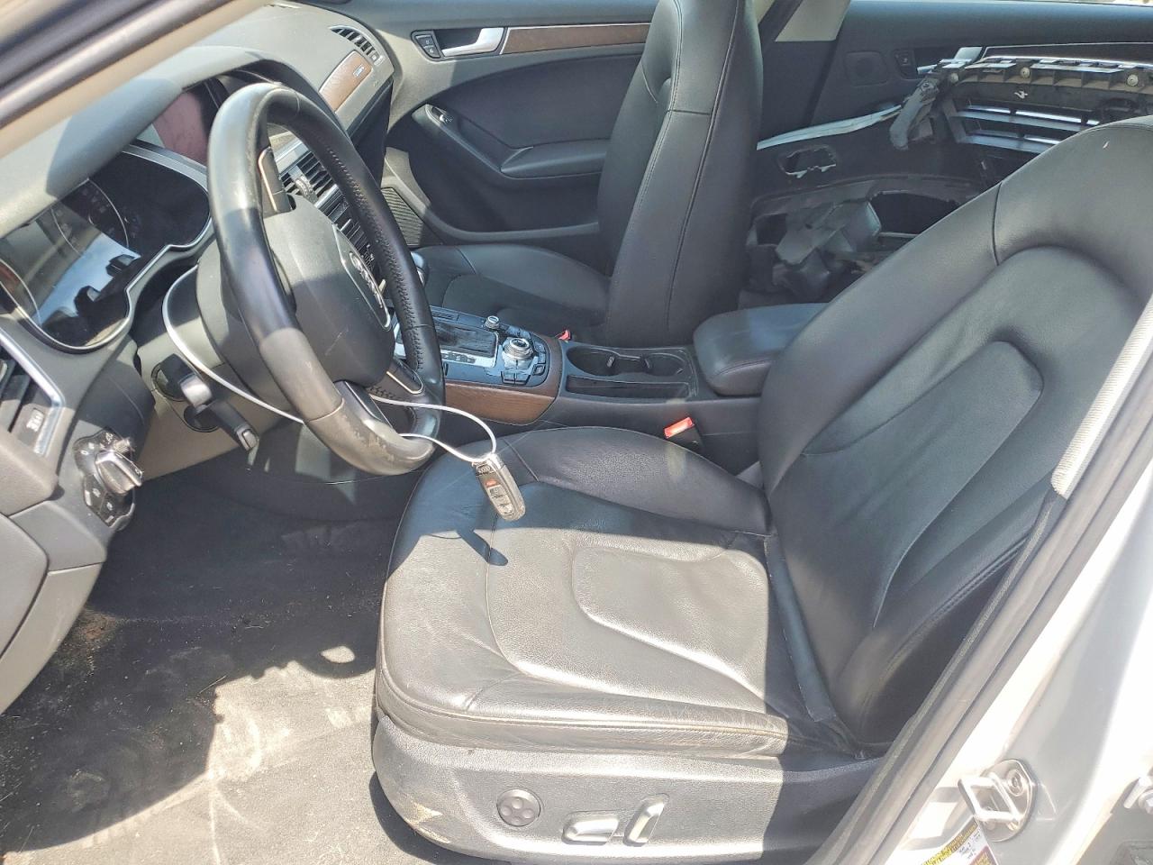 2014 Audi A4 Premium Silver vin: WAUBFAFL2EN030512