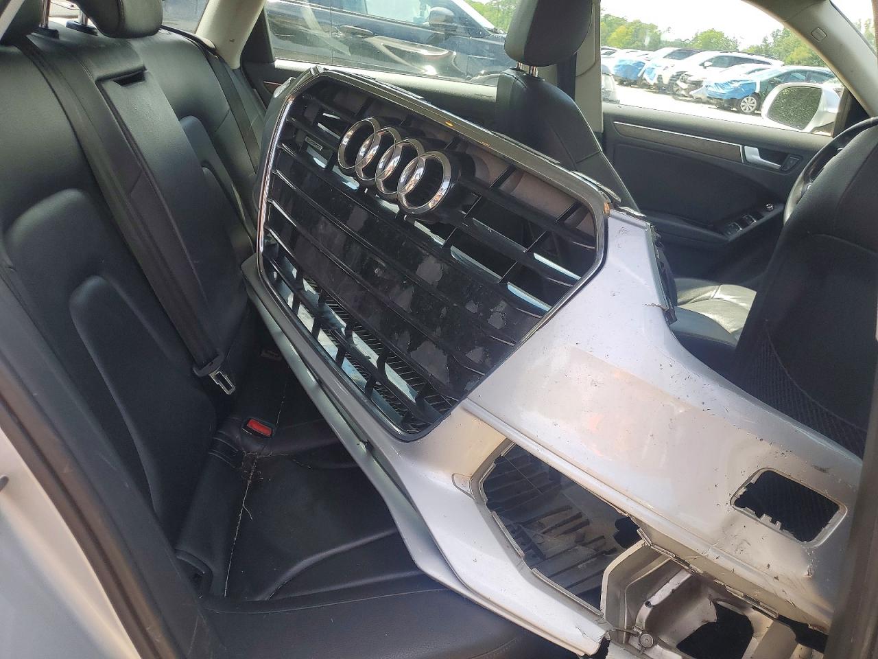 2014 Audi A4 Premium Silver vin: WAUBFAFL2EN030512