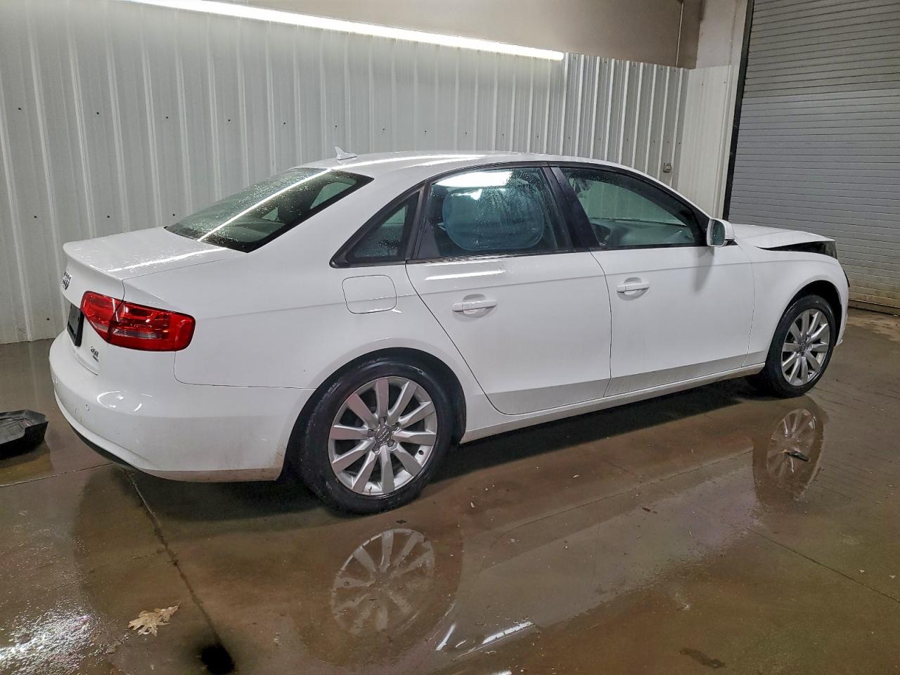 2014 Audi A4 Premium White vin: WAUBFAFL2EN031983
