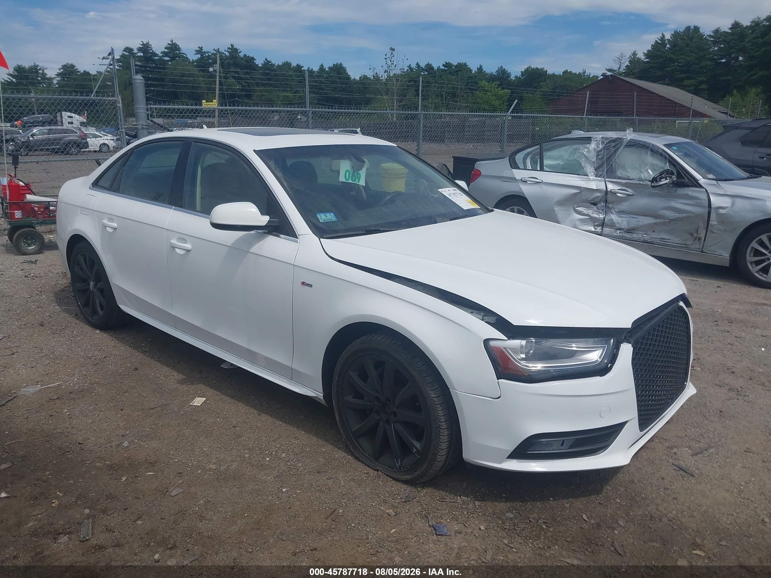 2014 Audi A4 2.0t Premium White vin: WAUBFAFL2EN035774