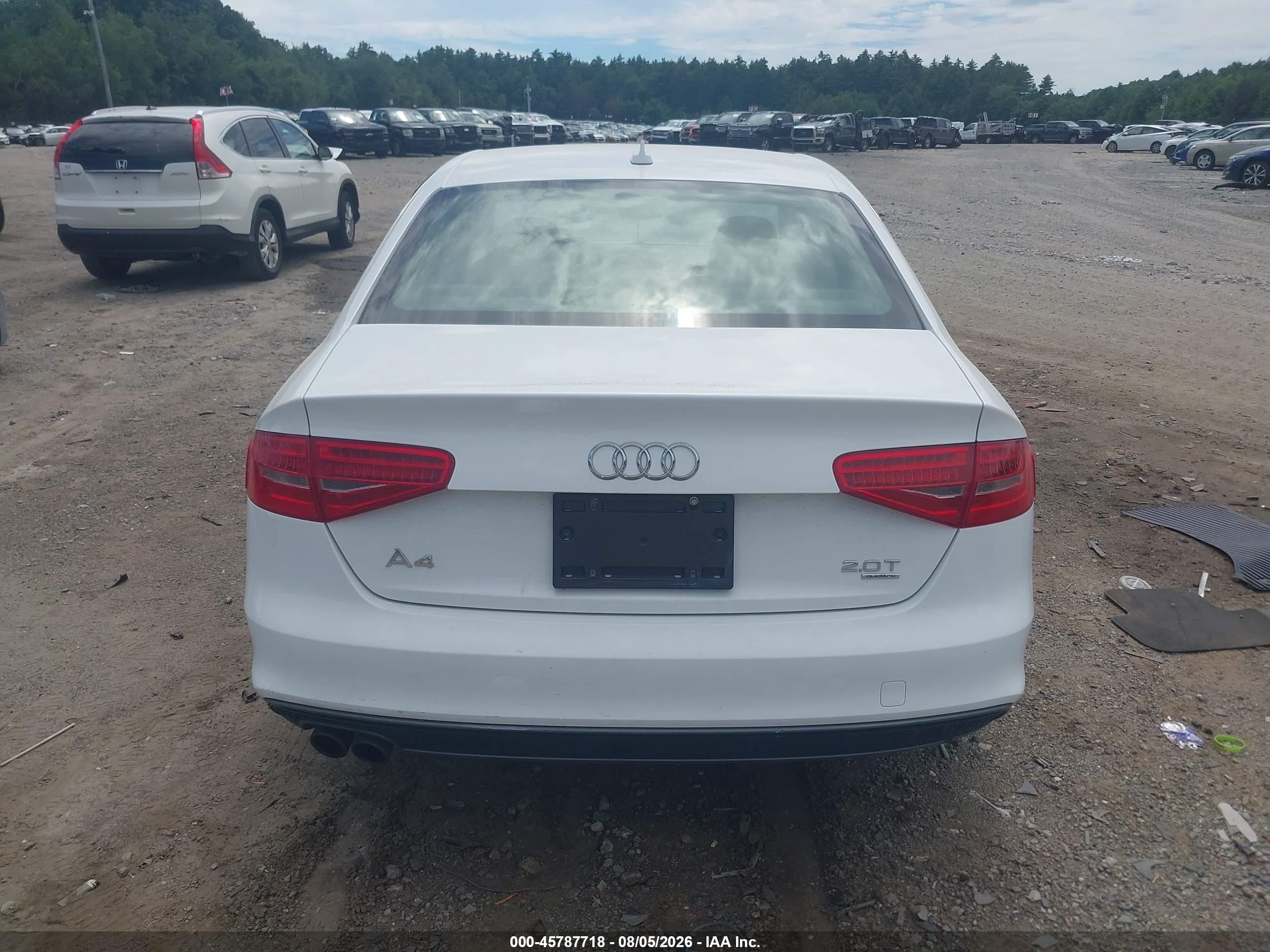 2014 Audi A4 2.0t Premium White vin: WAUBFAFL2EN035774