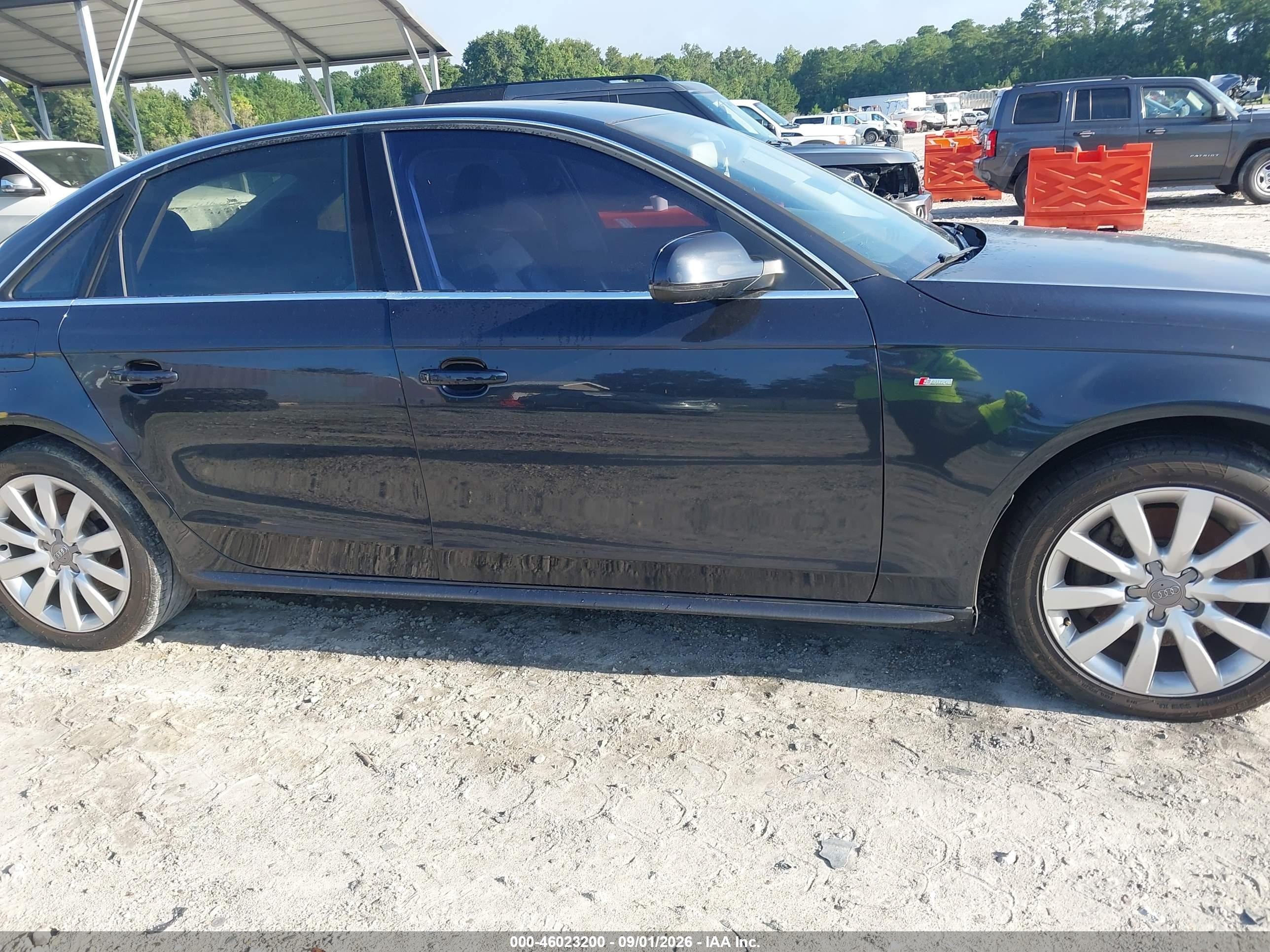 2015 Audi A4 2.0t Premium Черный vin: WAUBFAFL2FN023285