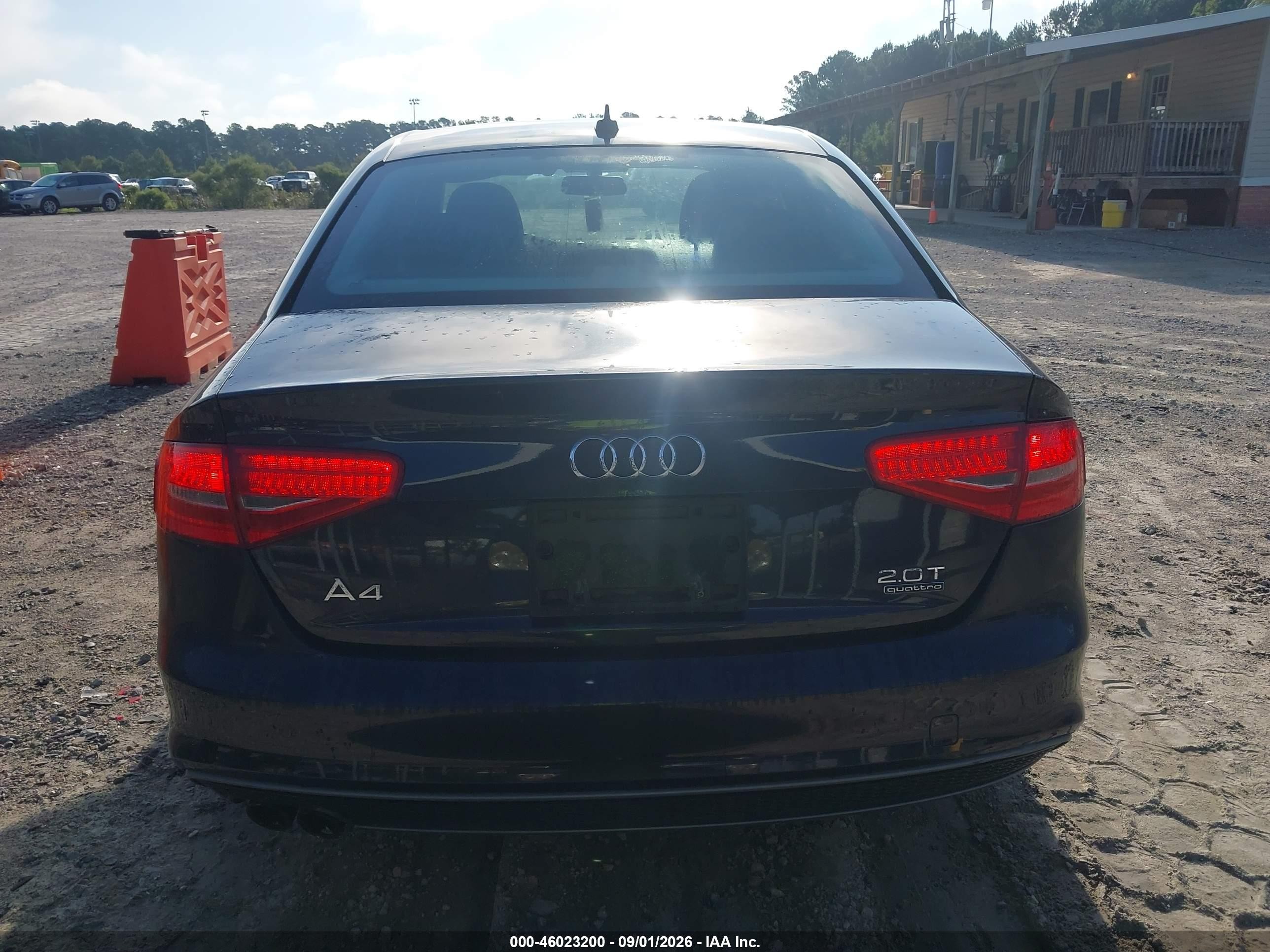 2015 Audi A4 2.0t Premium Черный vin: WAUBFAFL2FN023285