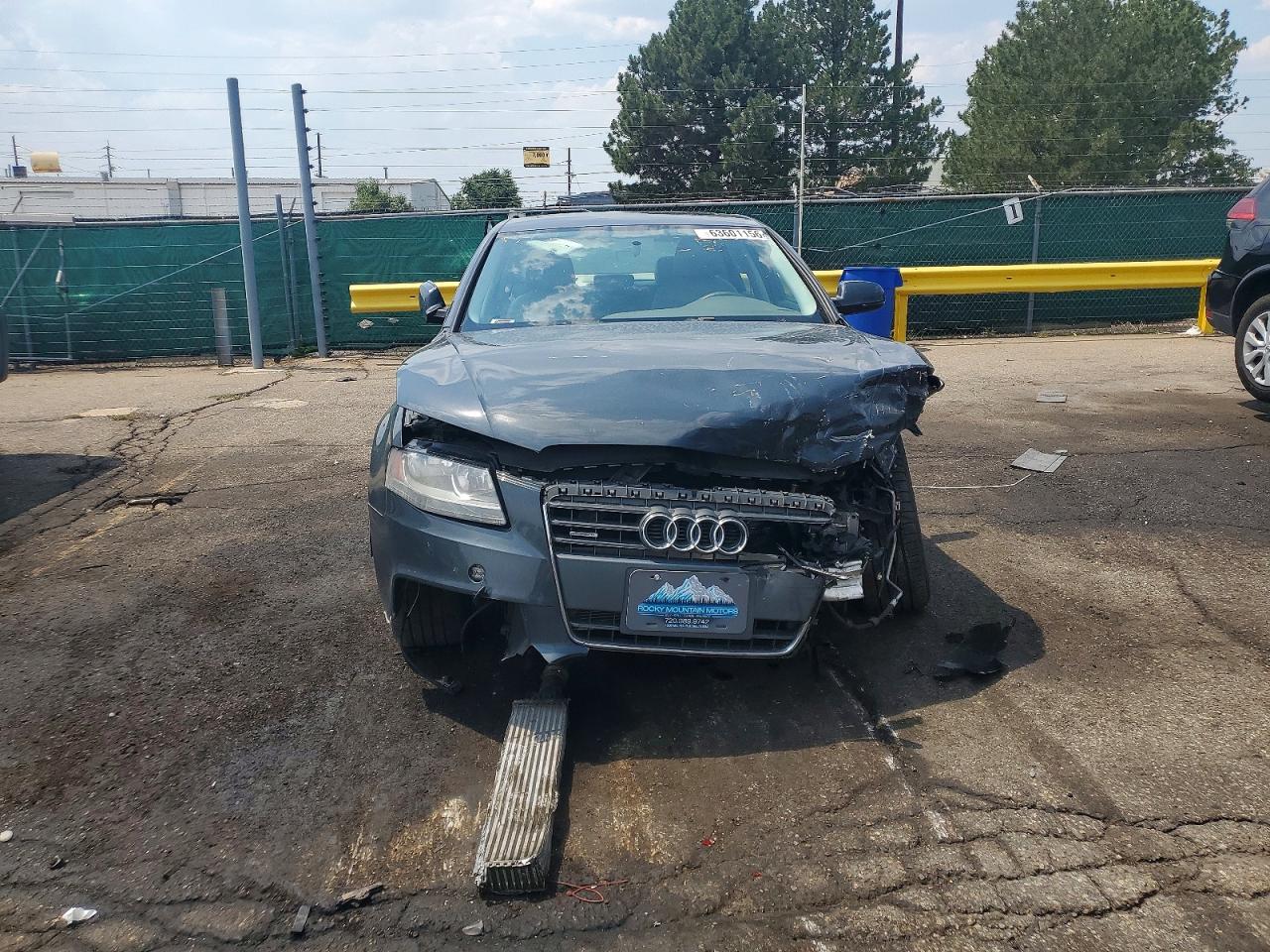 2011 Audi A4 Premium Gray vin: WAUBFAFL3BN027405
