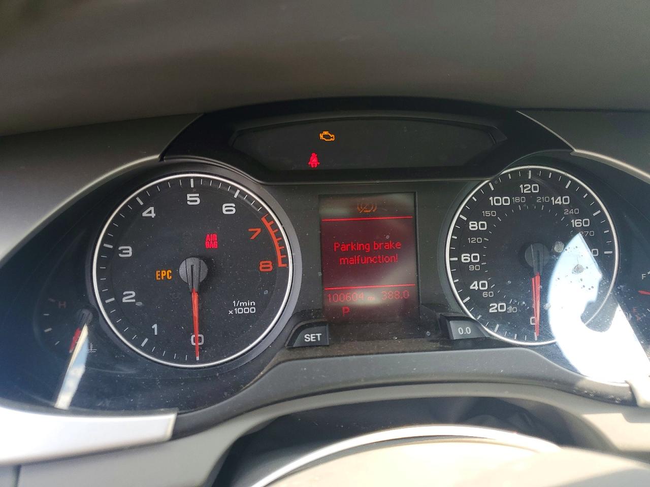 2011 Audi A4 Premium Gray vin: WAUBFAFL3BN027405