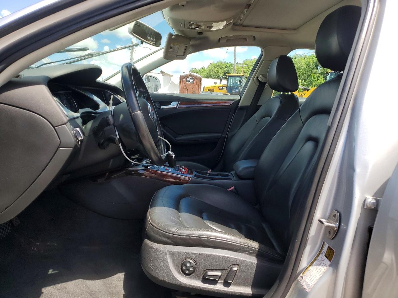 2011 Audi A4 Premium Silver vin: WAUBFAFL3BN048884