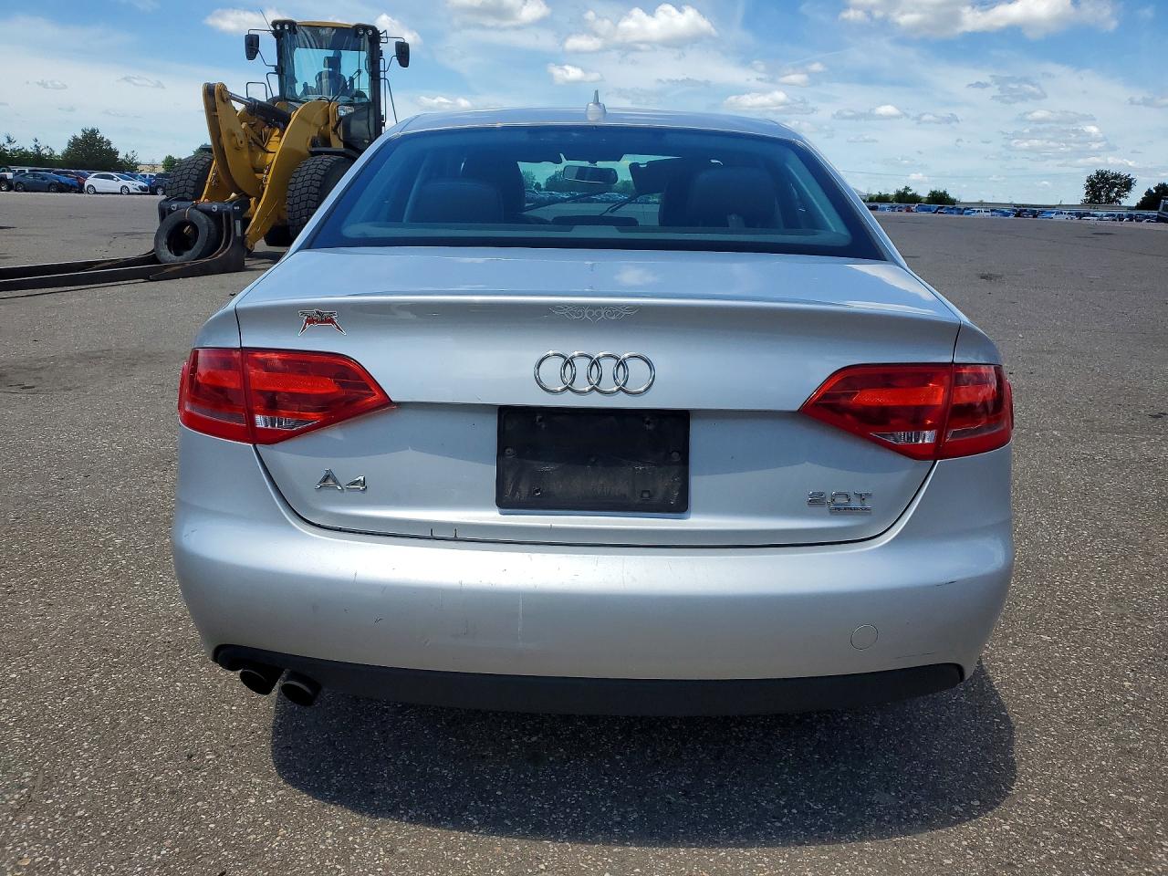 2011 Audi A4 Premium Silver vin: WAUBFAFL3BN048884