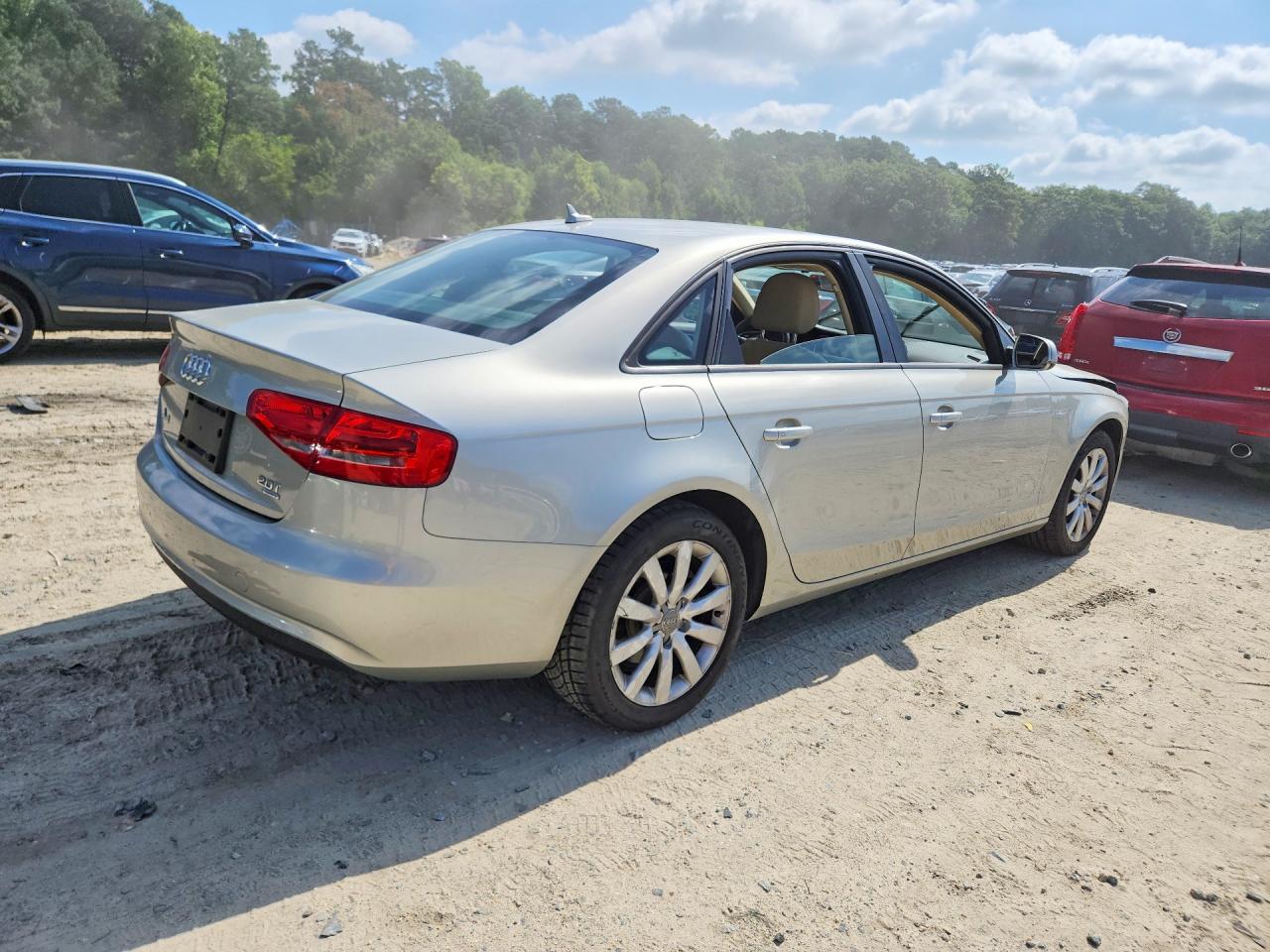 2014 Audi A4 Premium Silver vin: WAUBFAFL3EA046547